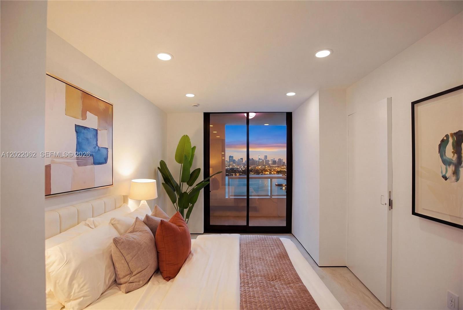 9 Island Ave #T2 Miami Beach, FL 33139