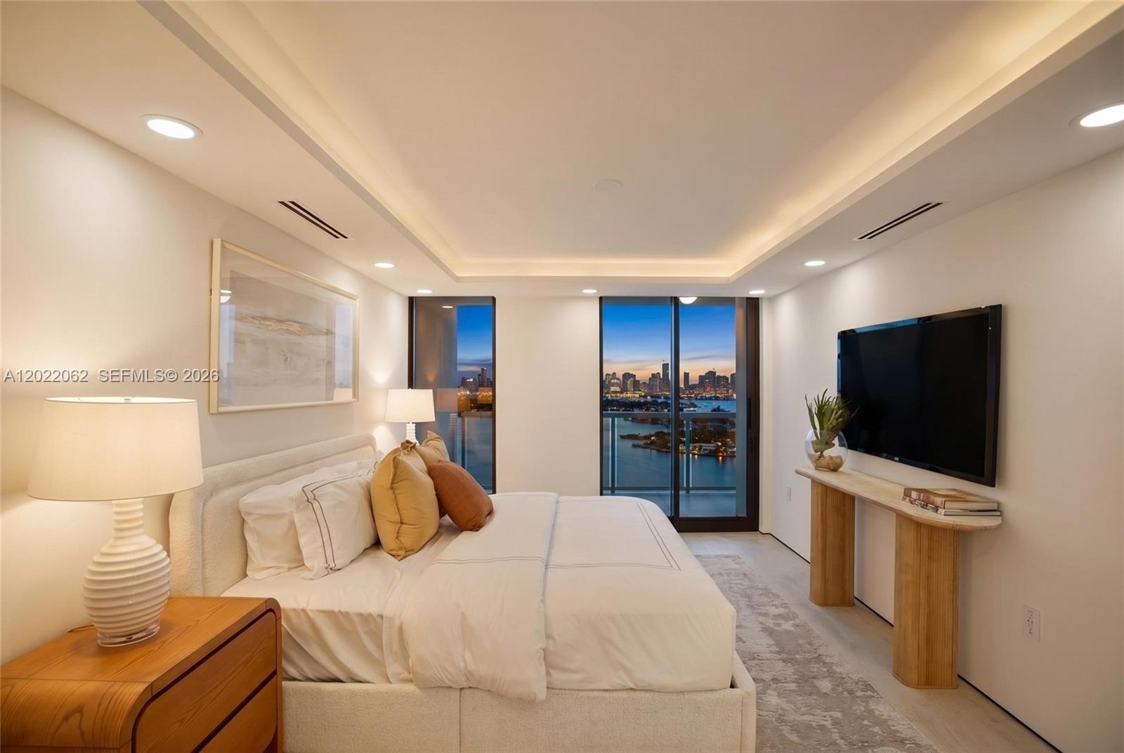 9 Island Ave #T2 Miami Beach, FL 33139