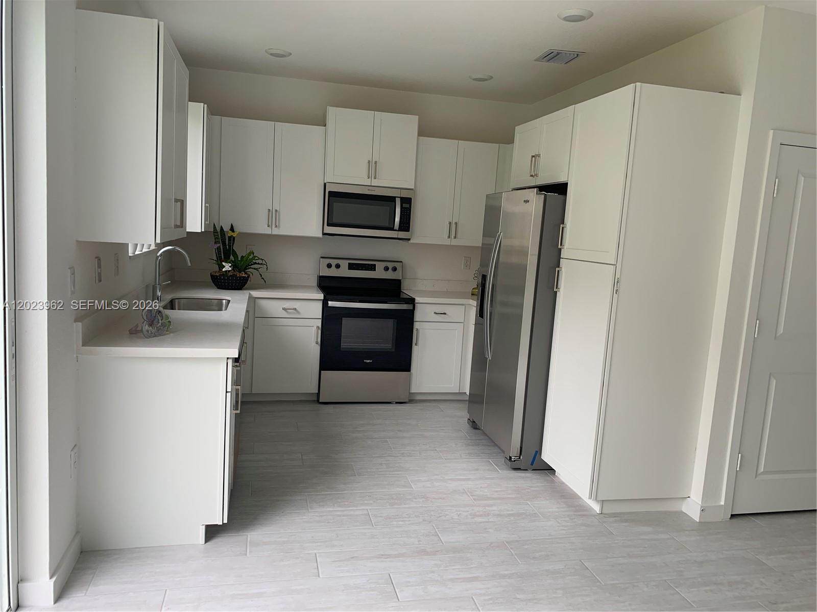 1068 SE 24th Ave