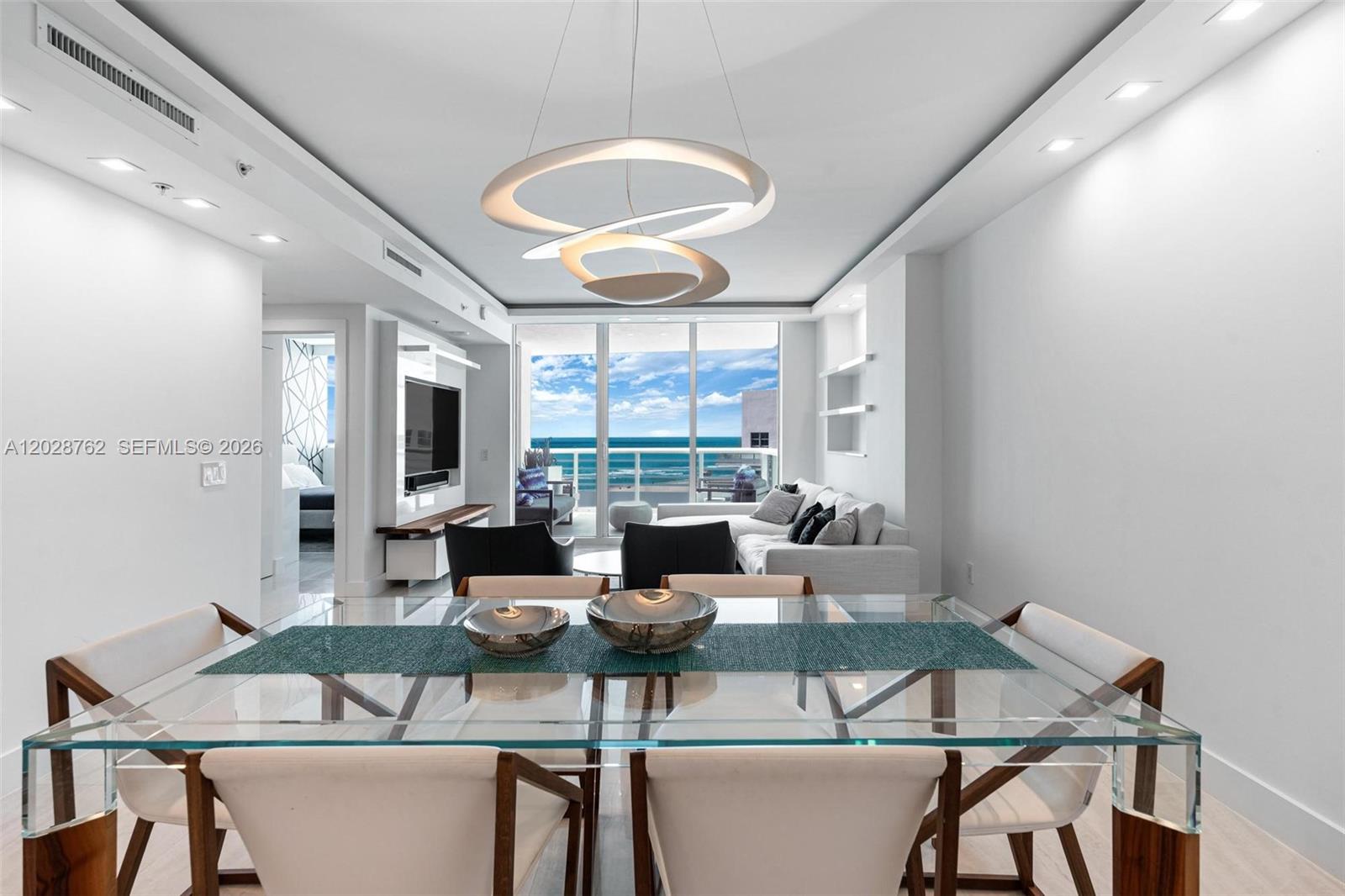 3801 Collins Ave #703 Miami Beach, FL 33140