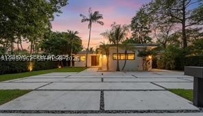 550 S Shore Dr