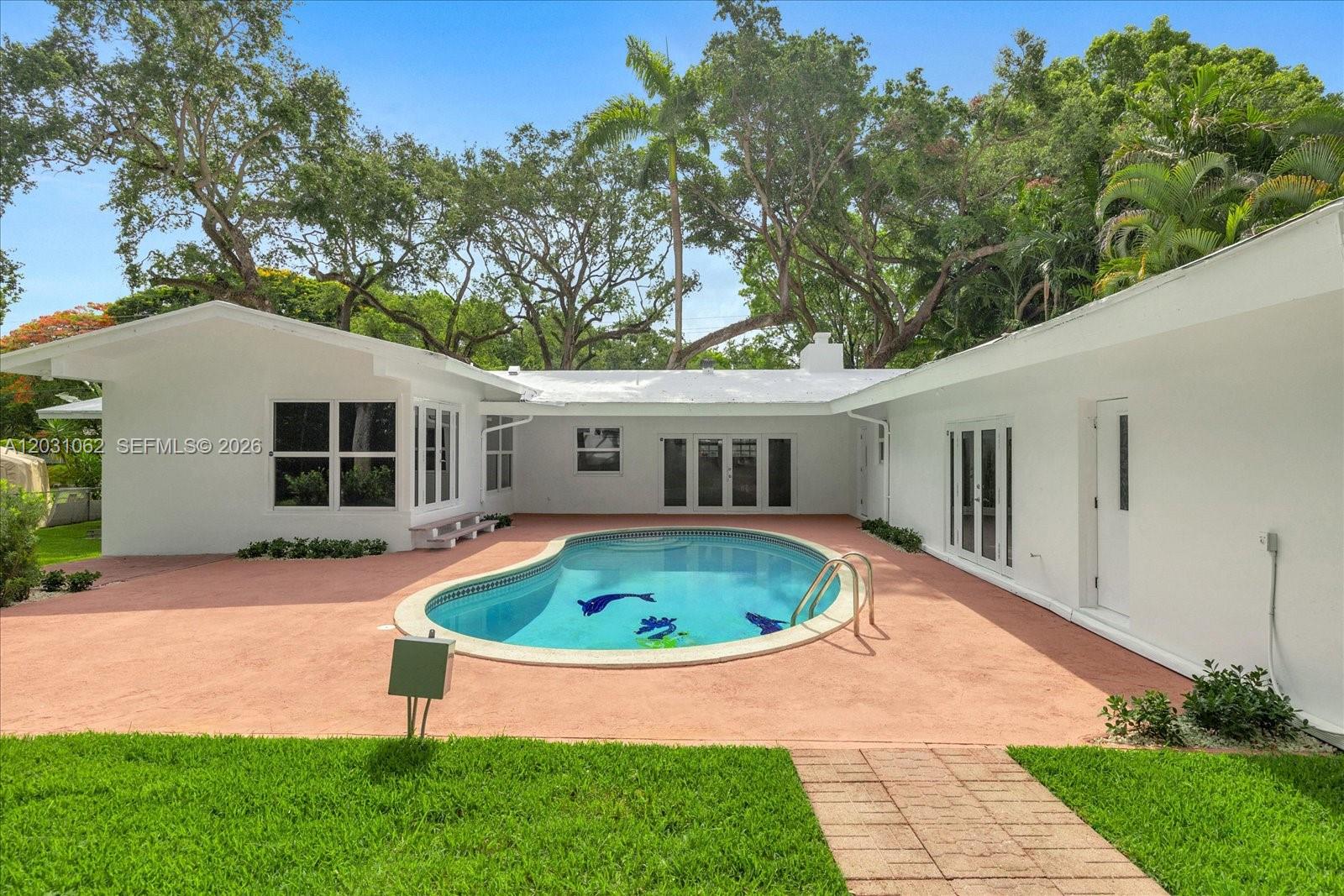 2850 Natoma Miami, FL 33133