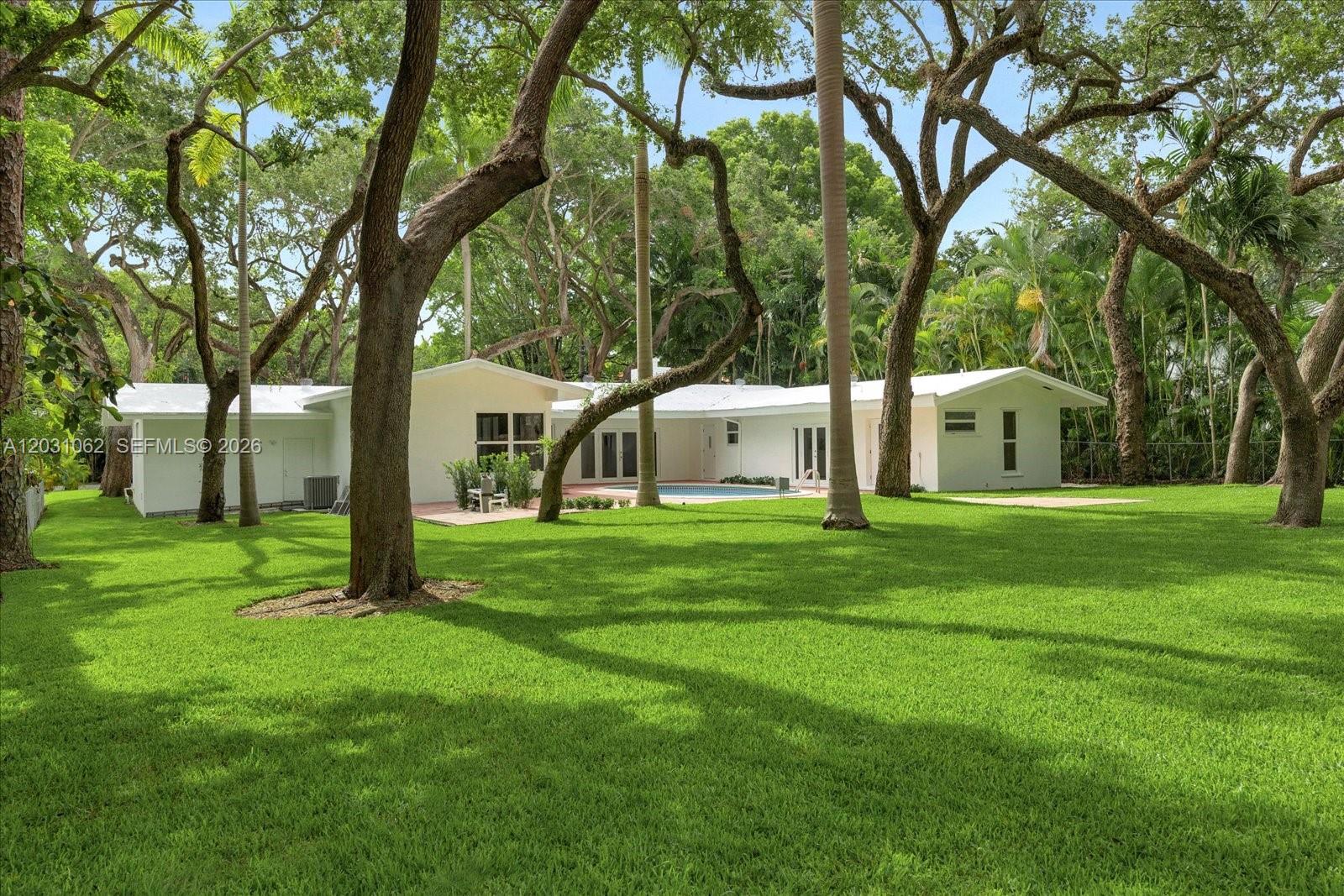 2850 Natoma Miami, FL 33133