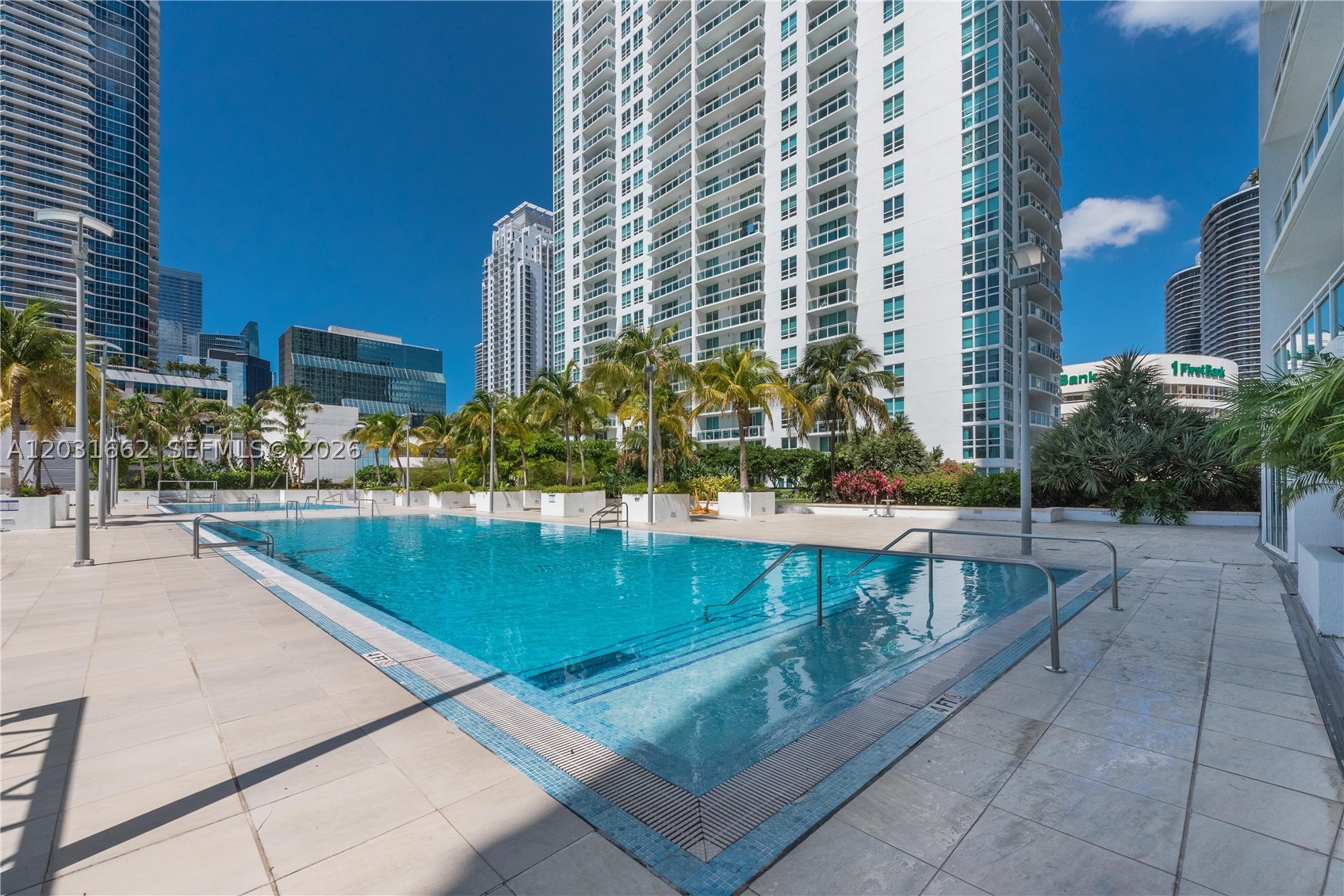 image The Plaza on Brickell West35