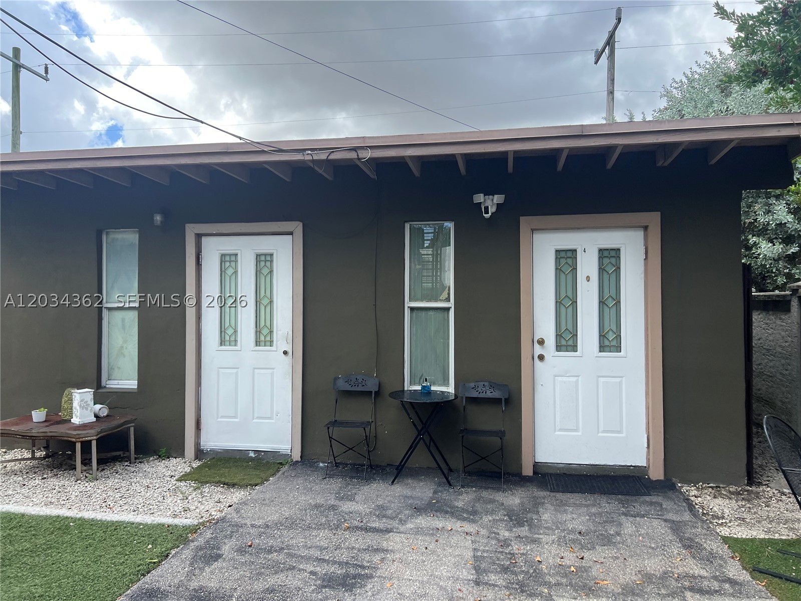 842 SW 12th Ave Miami, FL 33130