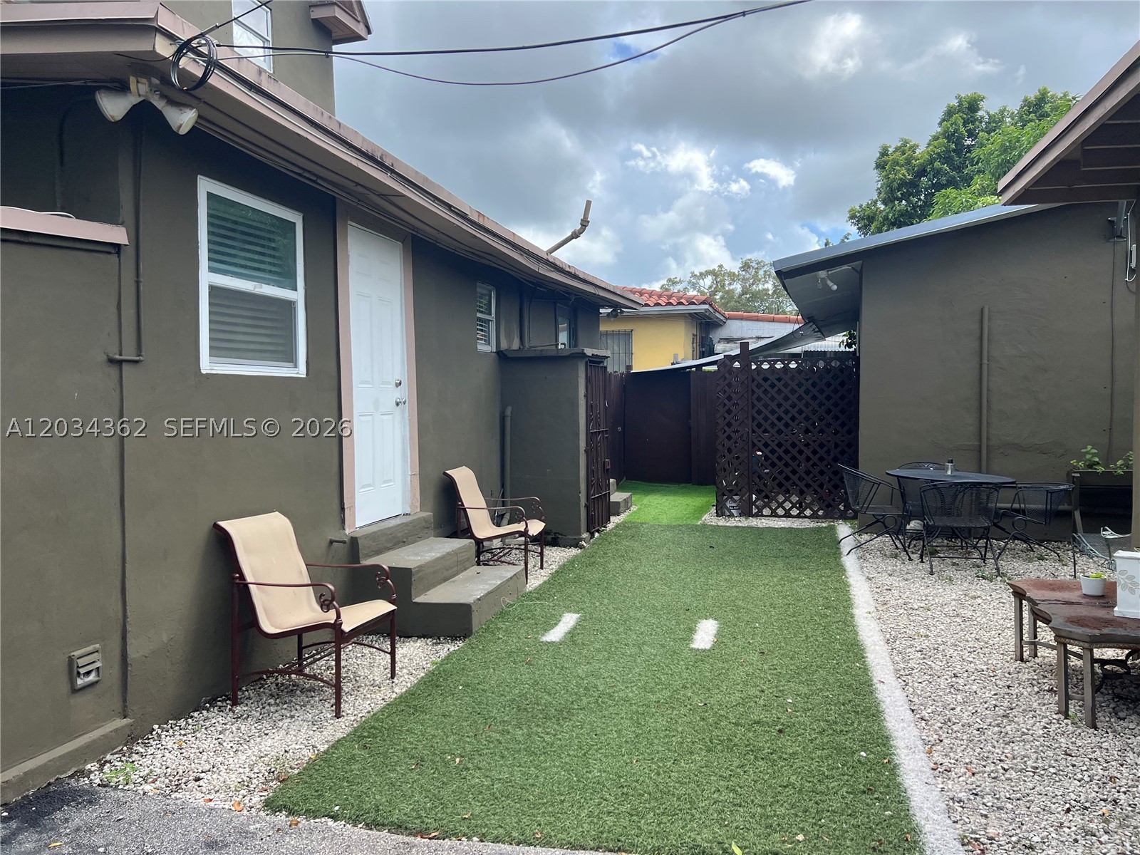 842 SW 12th Ave Miami, FL 33130