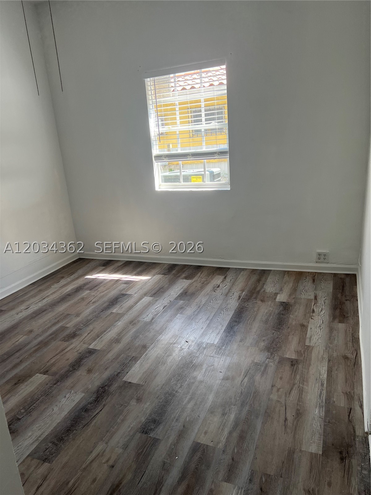 842 SW 12th Ave Miami, FL 33130