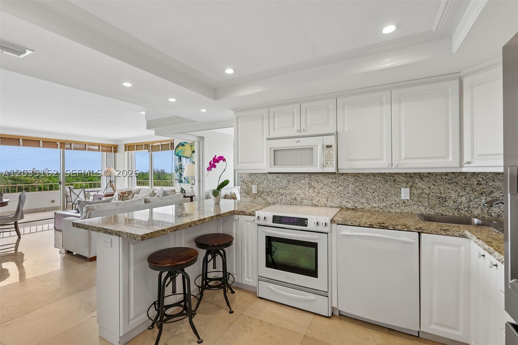 155 Ocean Ln #614 Key Biscayne, FL 33149