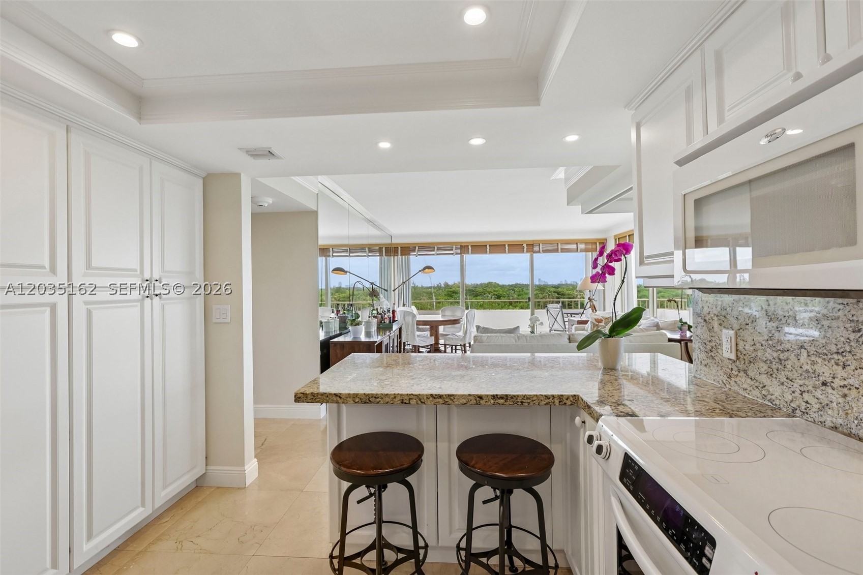 155 Ocean Ln #614 Key Biscayne, FL 33149