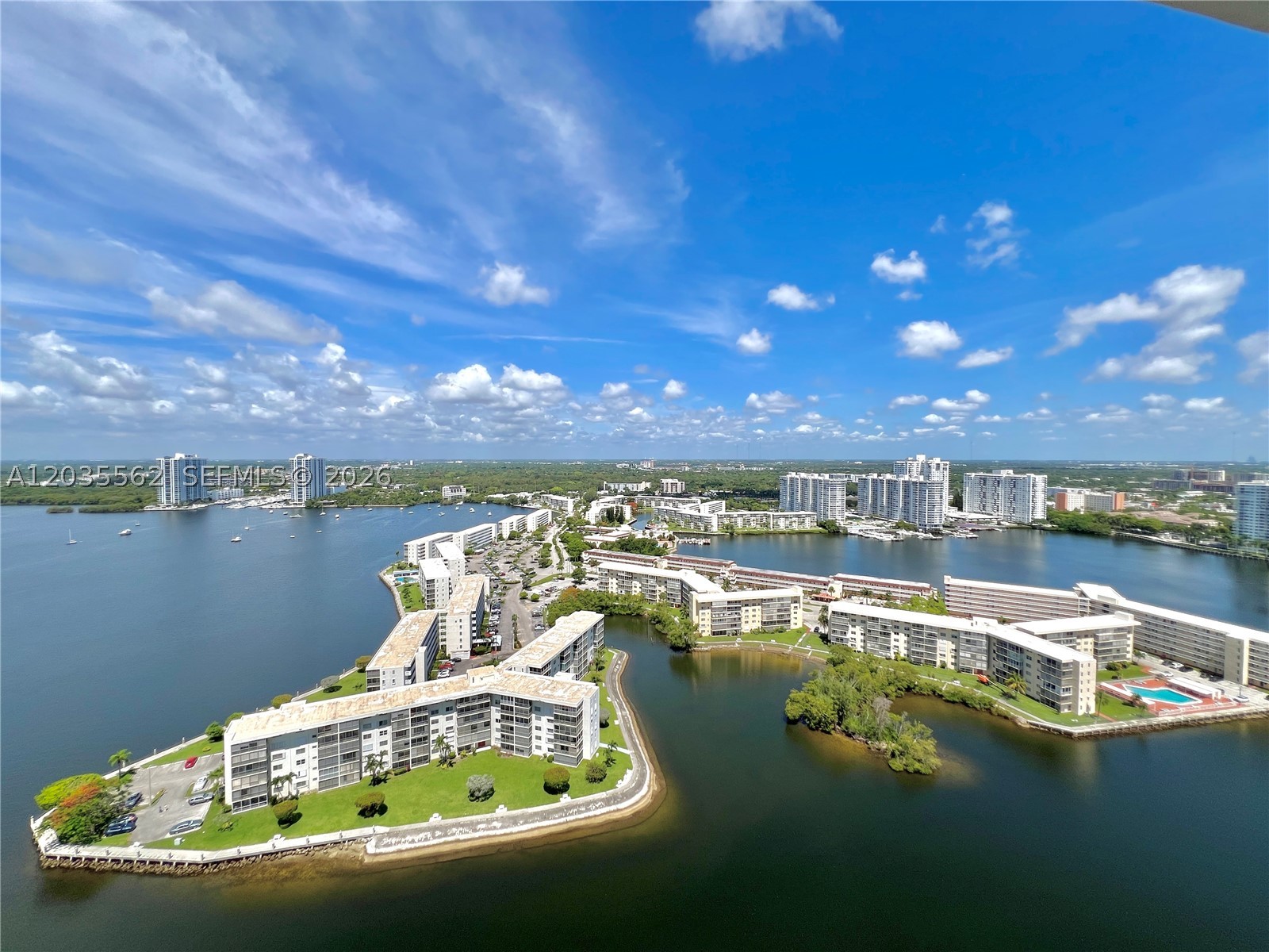 1000 W Island Blvd #3010