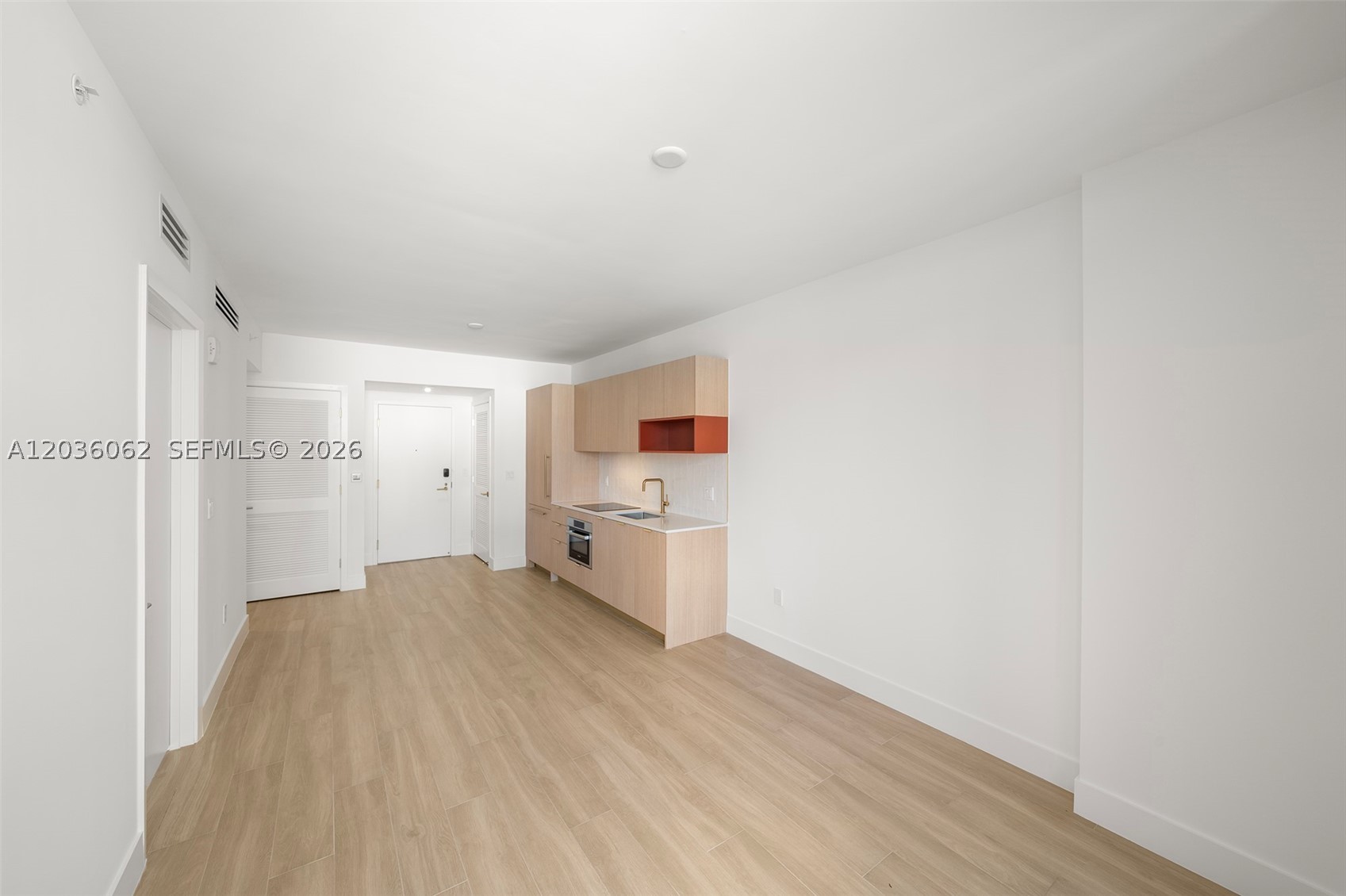 image The Standard Residences Midtown Miami17