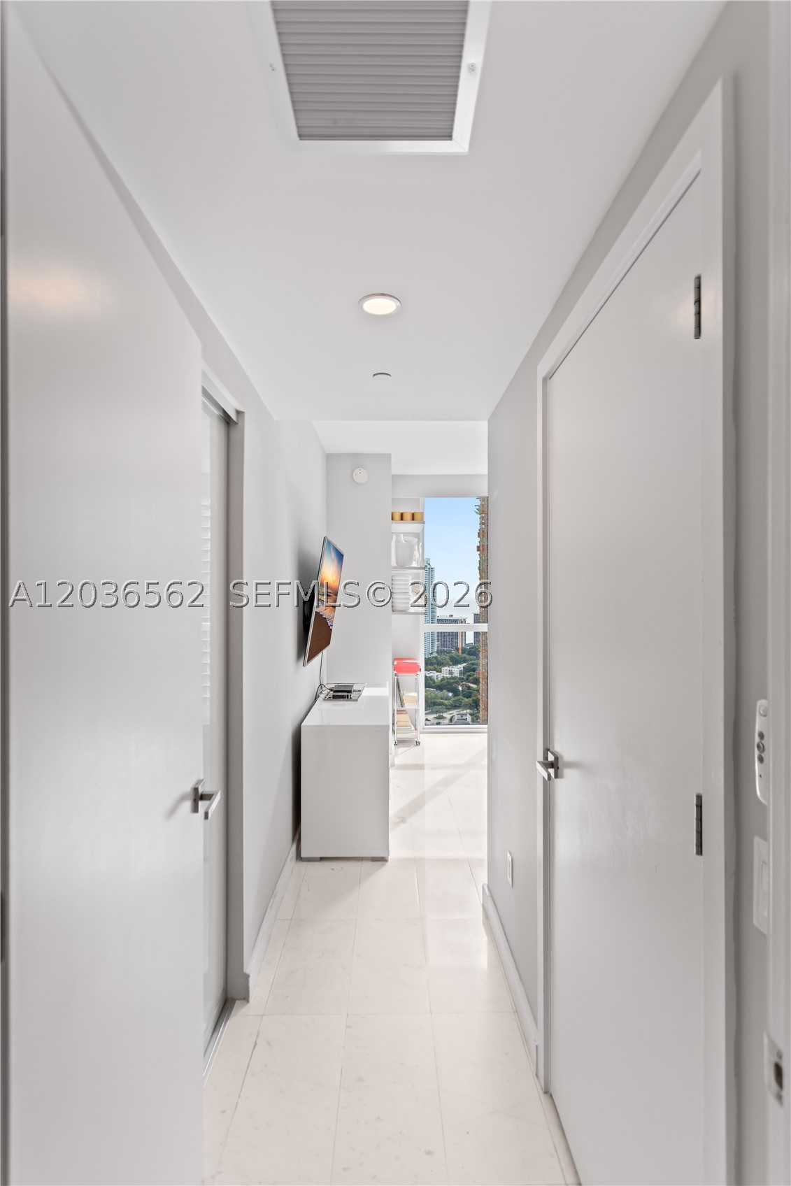 image The Bond on Brickell12