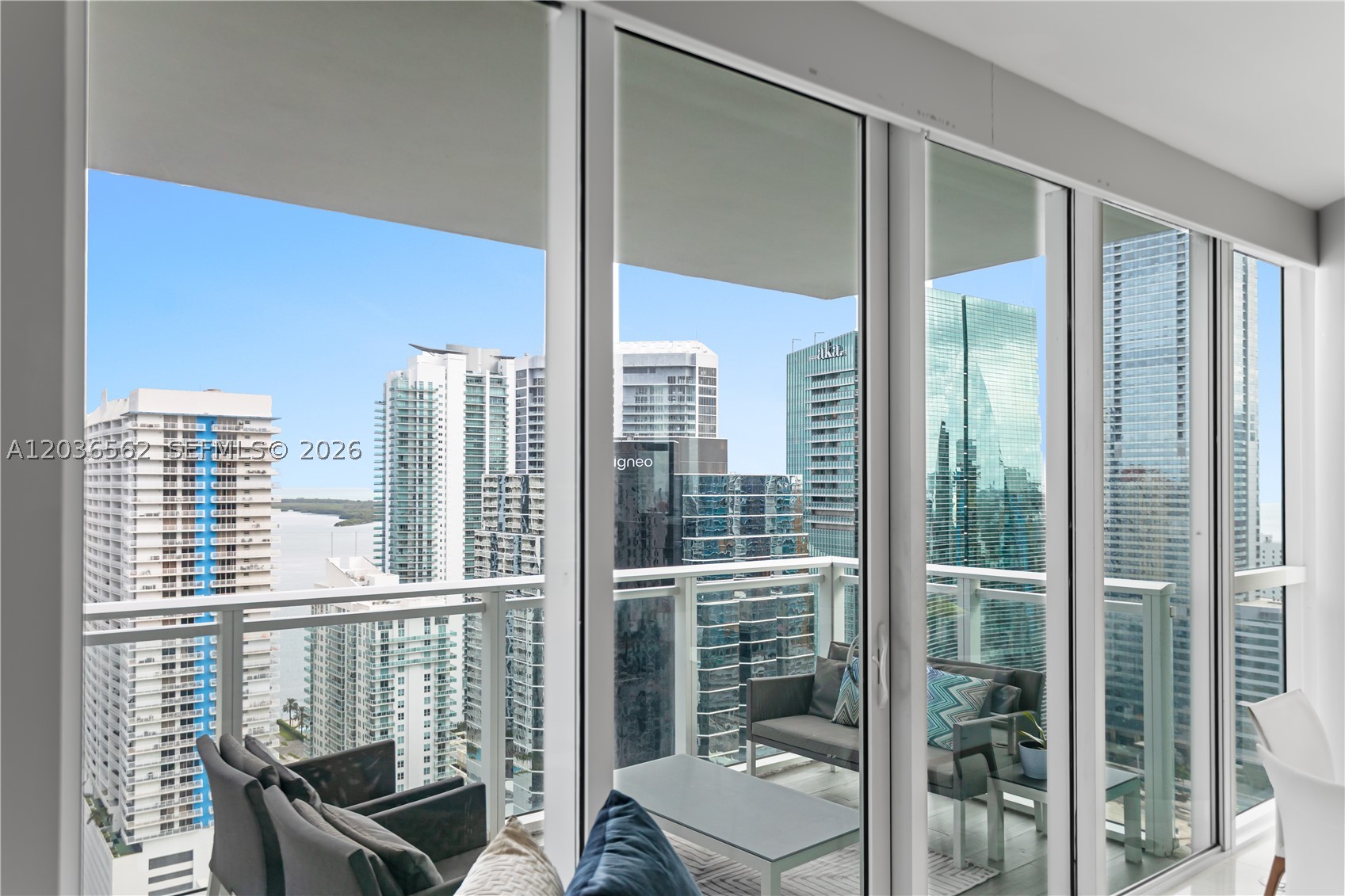 image The Bond on Brickell21