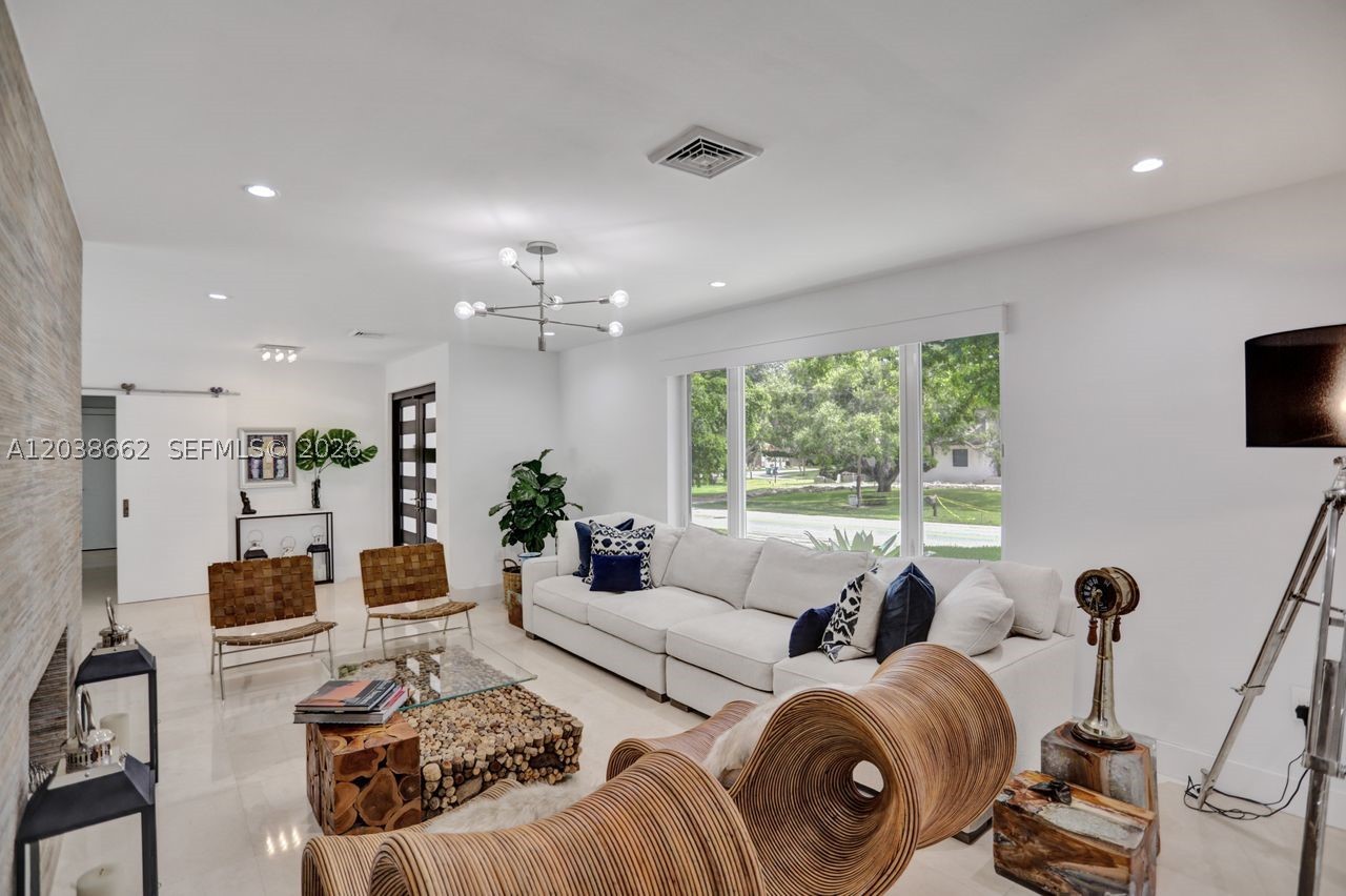 1601 Lugo Ave Coral Gables, FL 33156