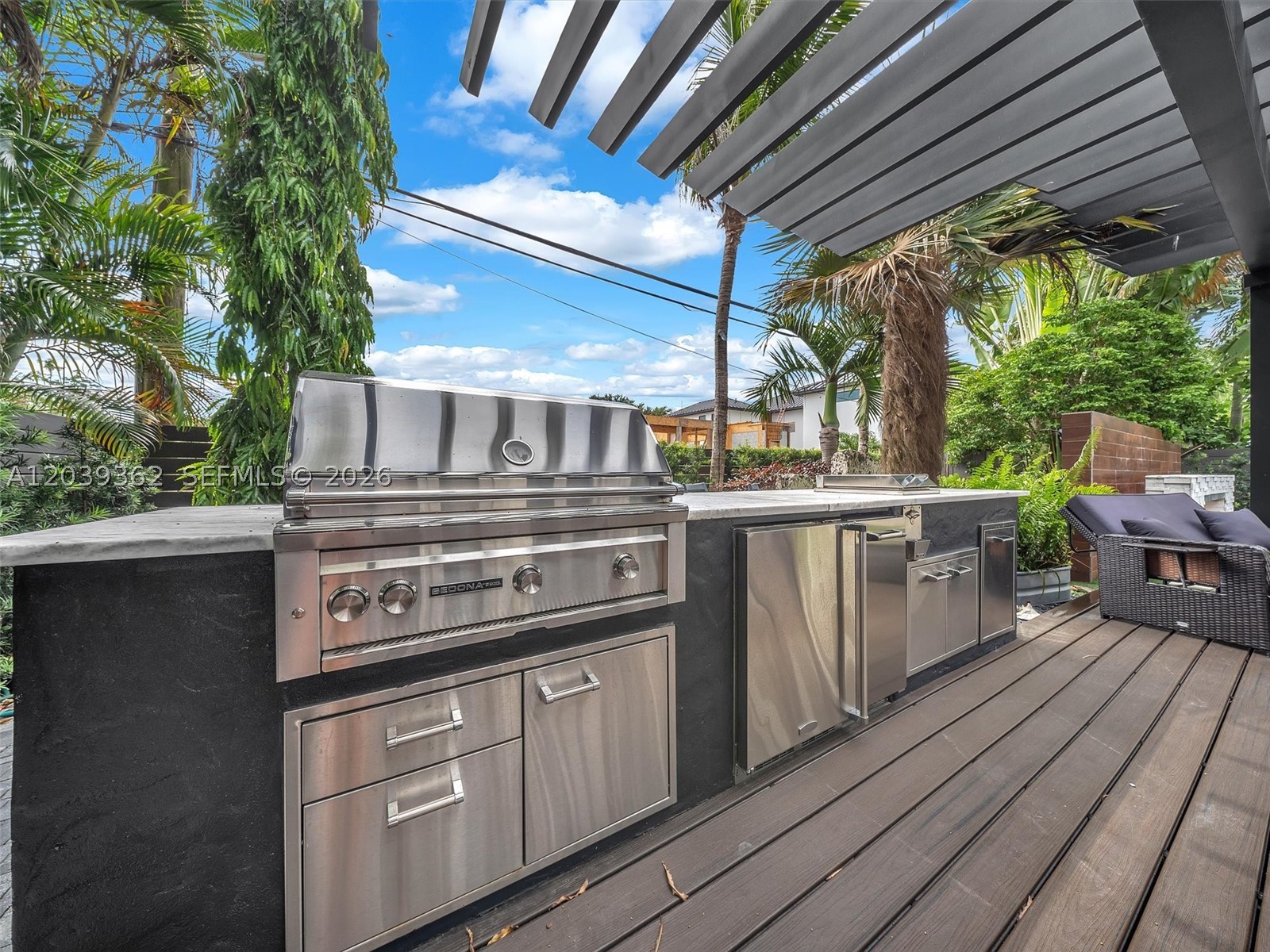 736 NE 17th Way Fort Lauderdale, FL 33304