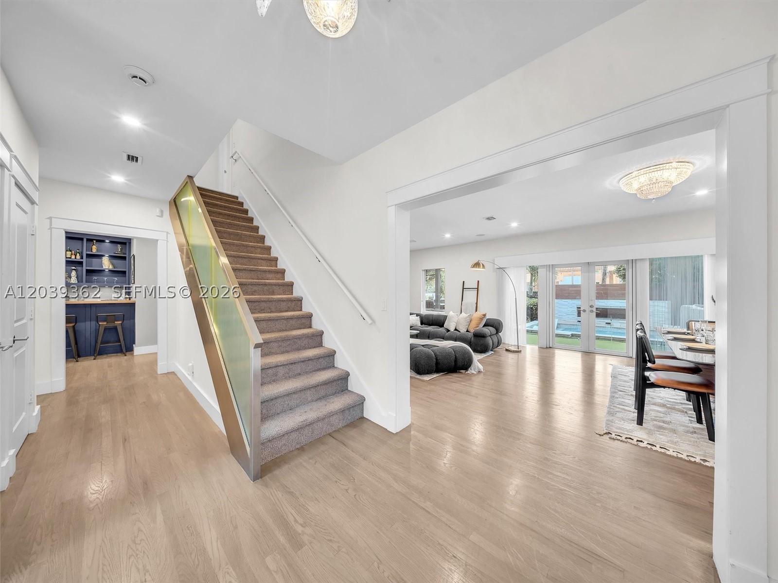 736 NE 17th Way Fort Lauderdale, FL 33304