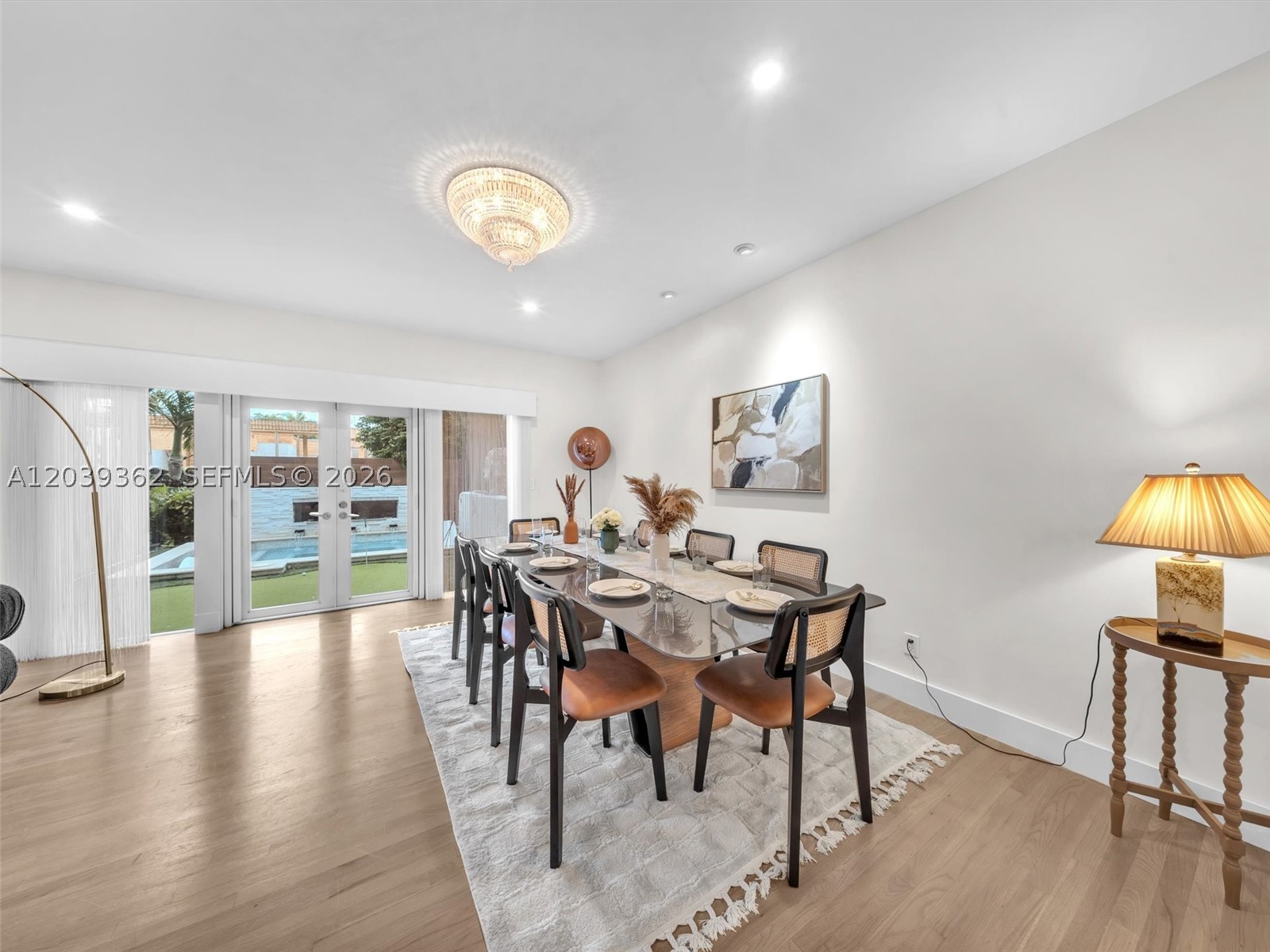 736 NE 17th Way Fort Lauderdale, FL 33304