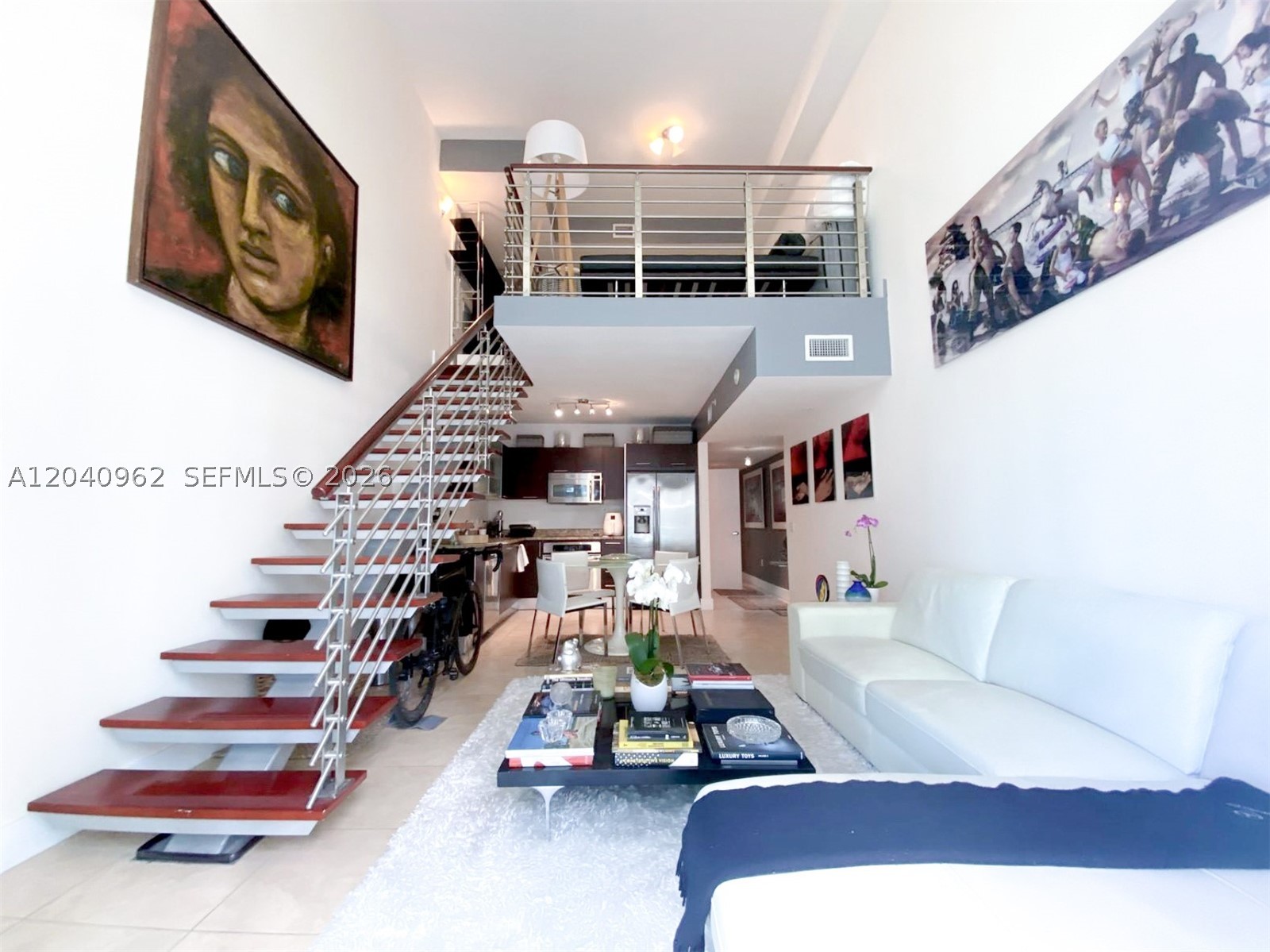 41 SE 5th St #1006