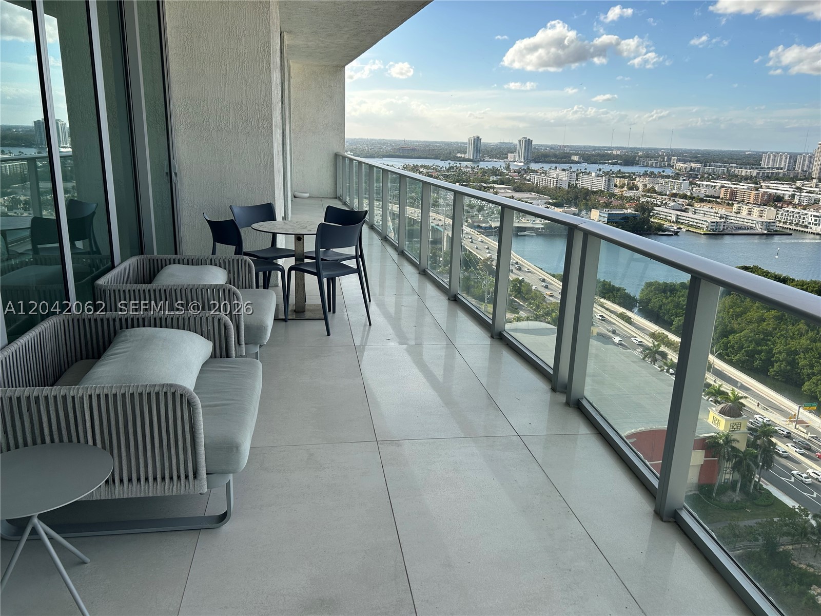 330 Sunny Isles Blvd #5-2503 Sunny Isles Beach, FL 33160