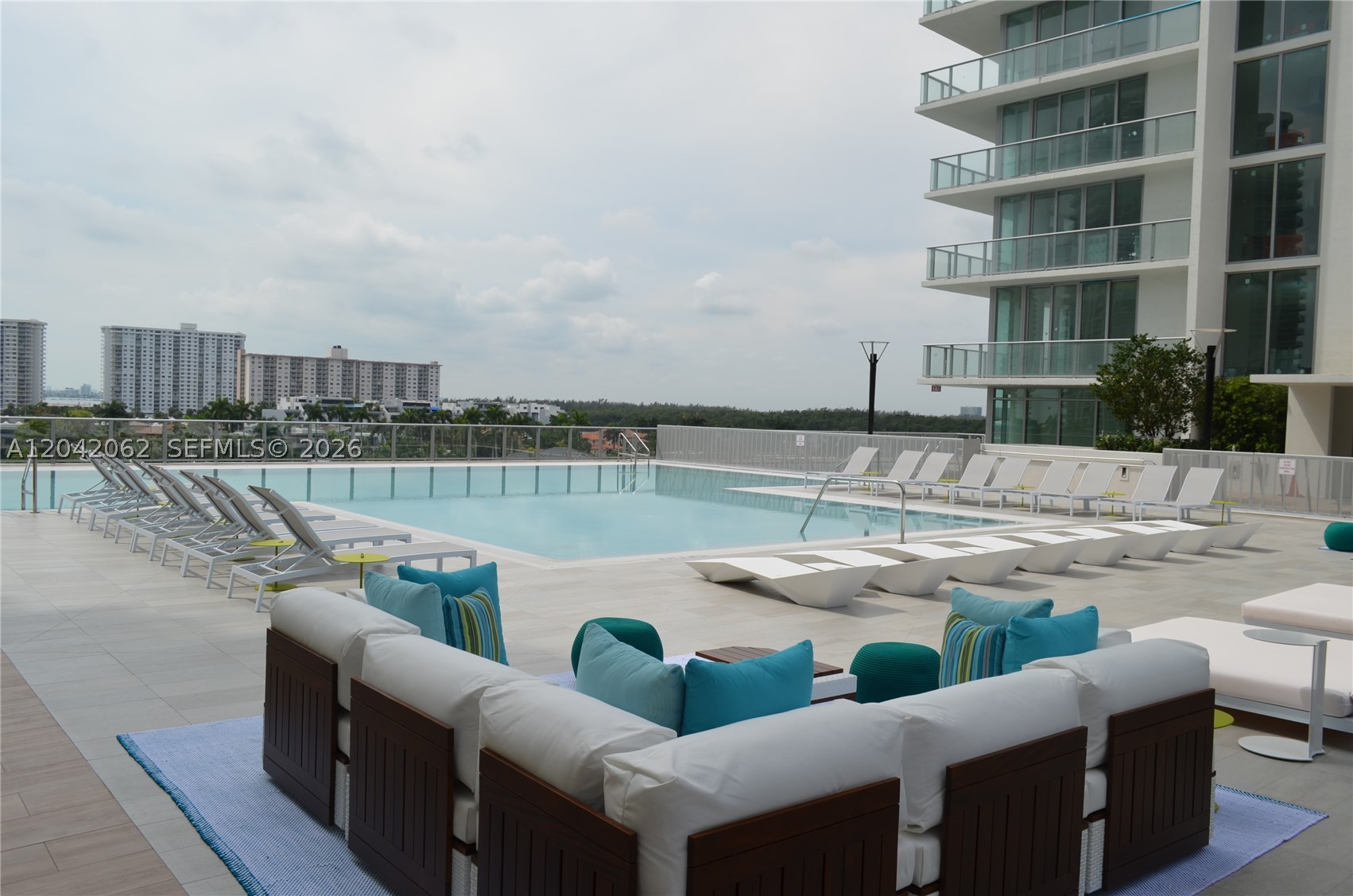 330 Sunny Isles Blvd #5-2503 Sunny Isles Beach, FL 33160