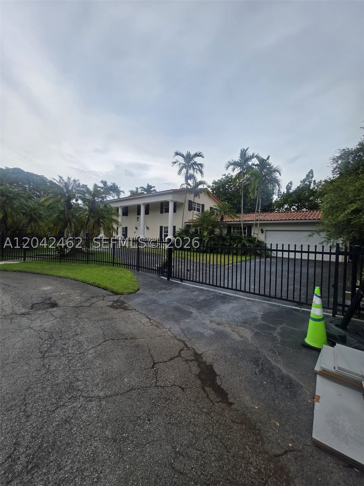 7240 SW 119th St Pinecrest, FL 33156
