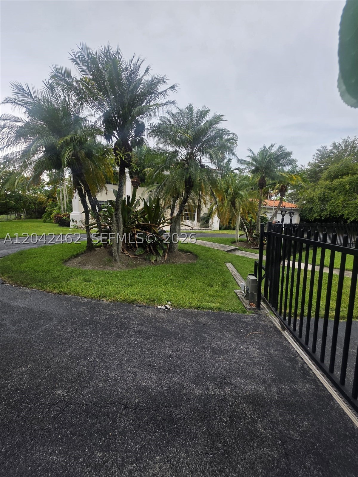 7240 SW 119th St Pinecrest, FL 33156