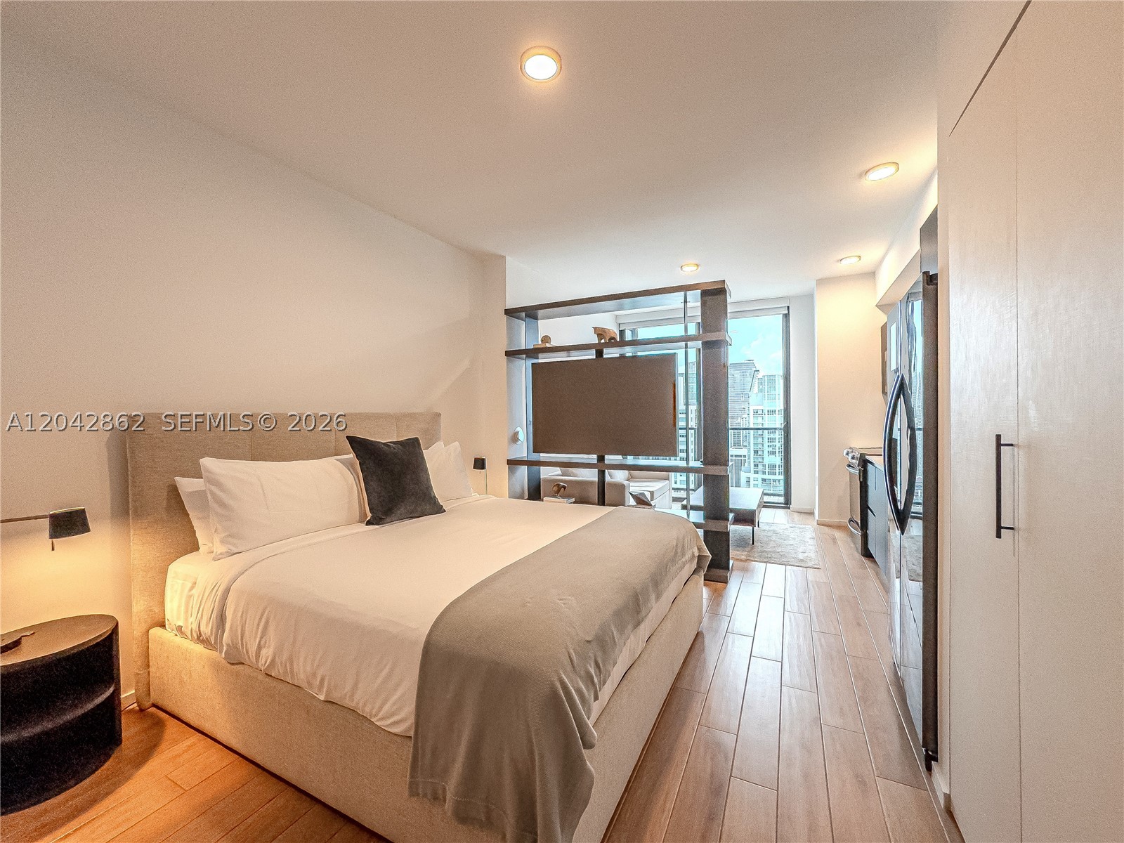 398 NE 5th St #4316 Miami, FL 33132