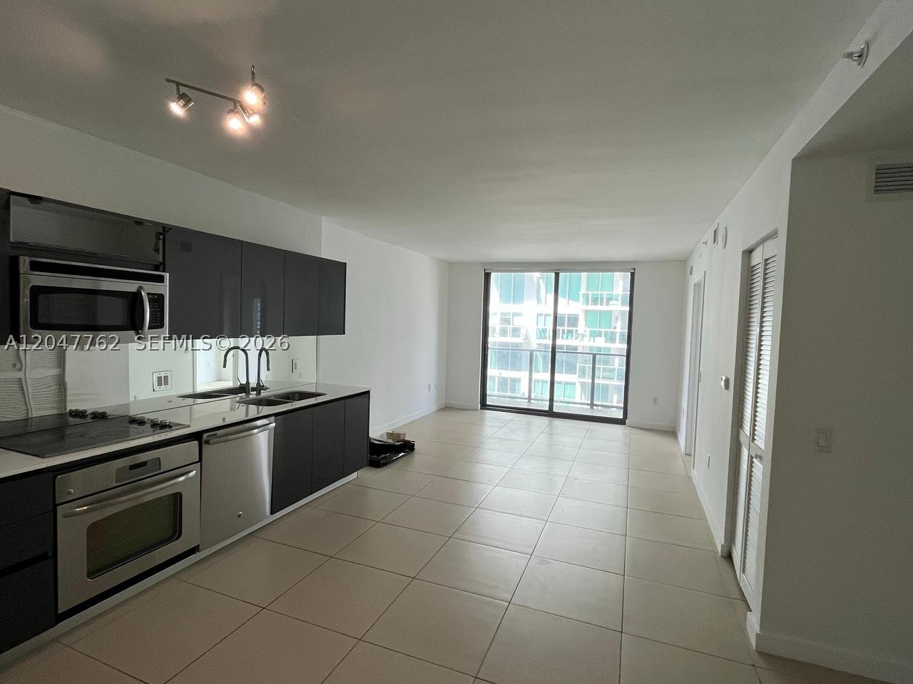 image MyBrickell0