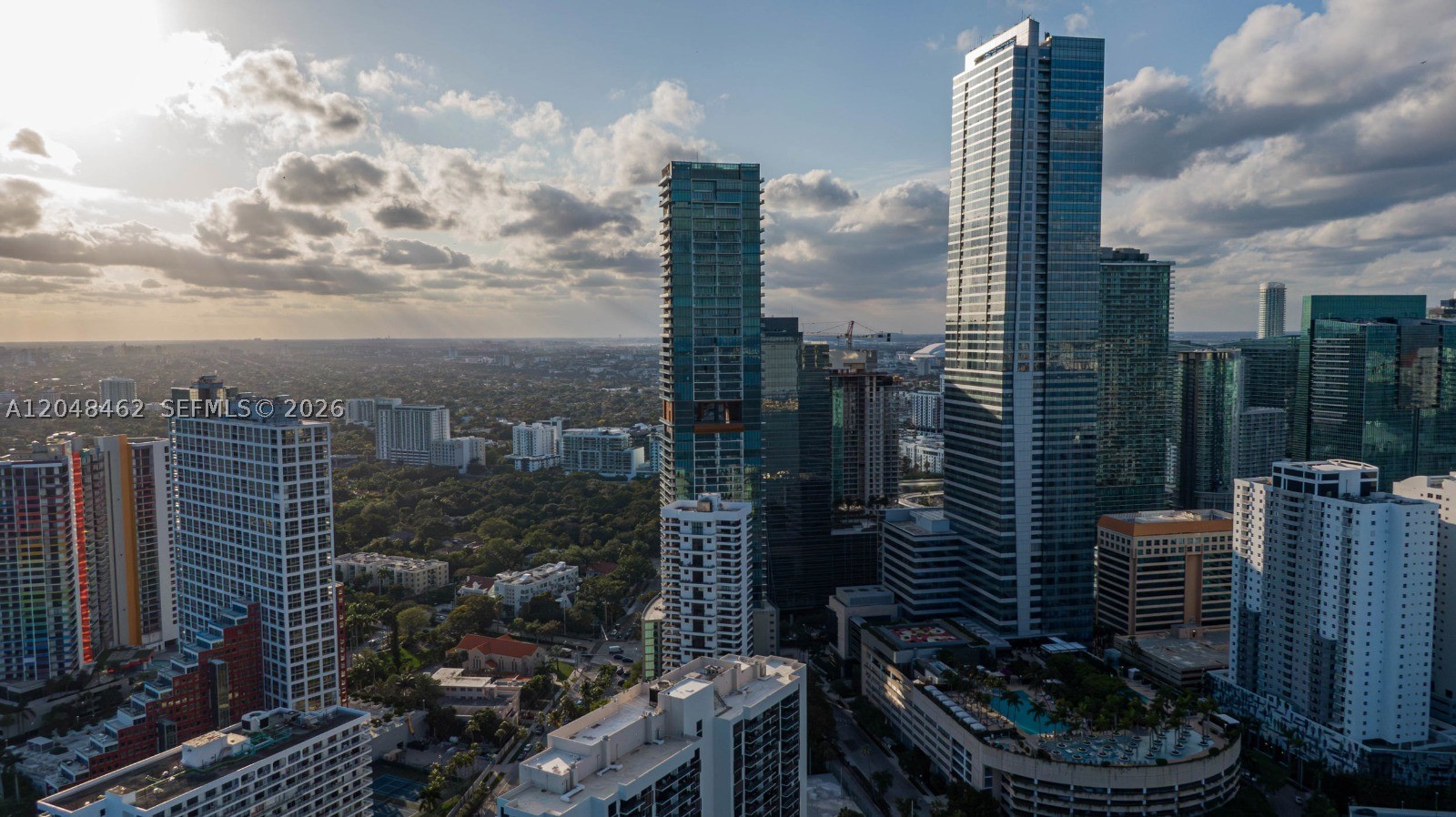 image Four Seasons Residences Miami23