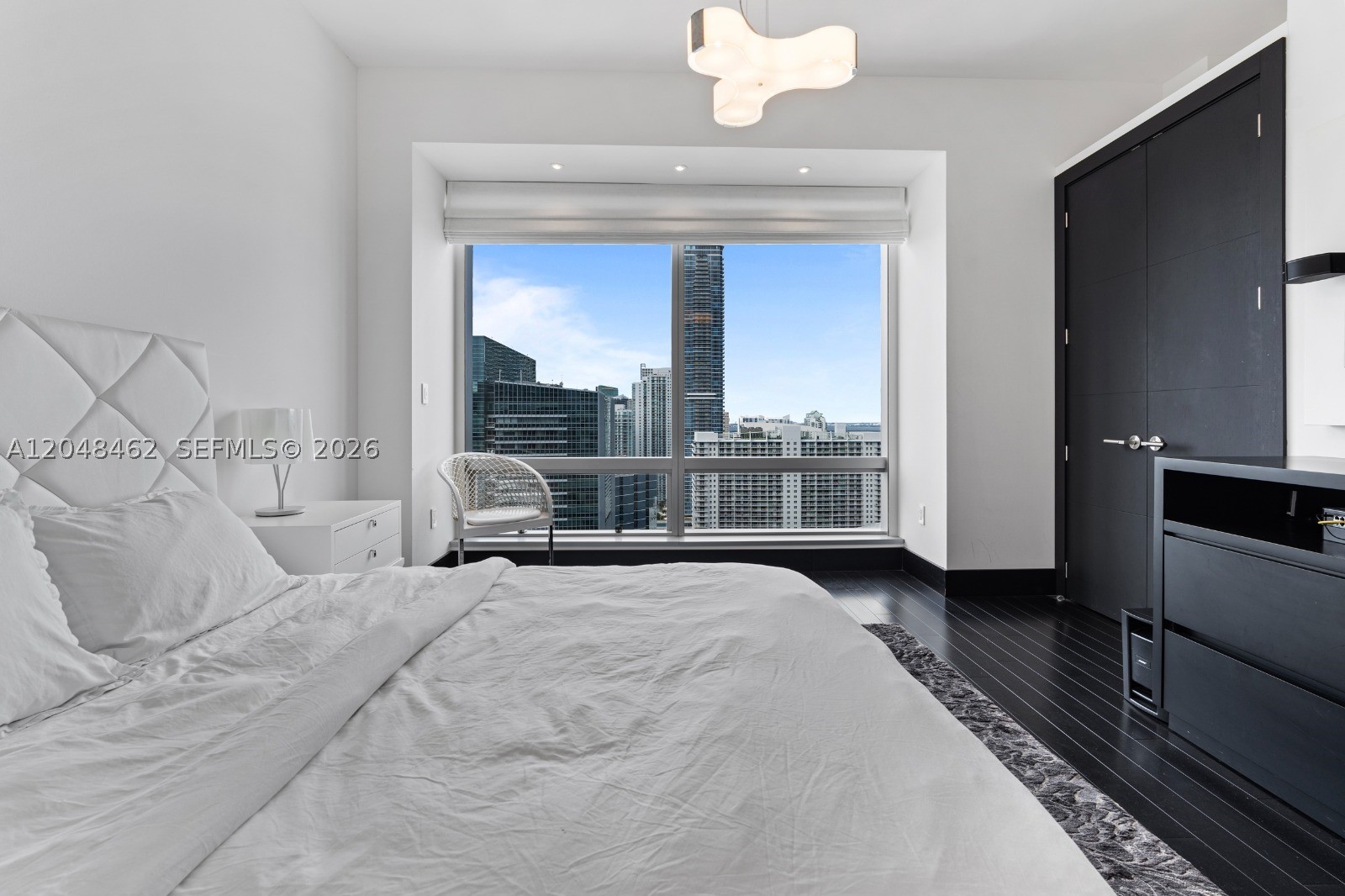 image Four Seasons Residences Miami4