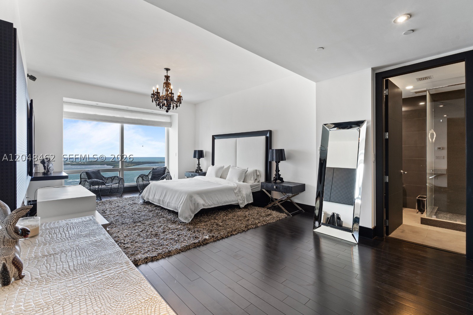 image Four Seasons Residences Miami7