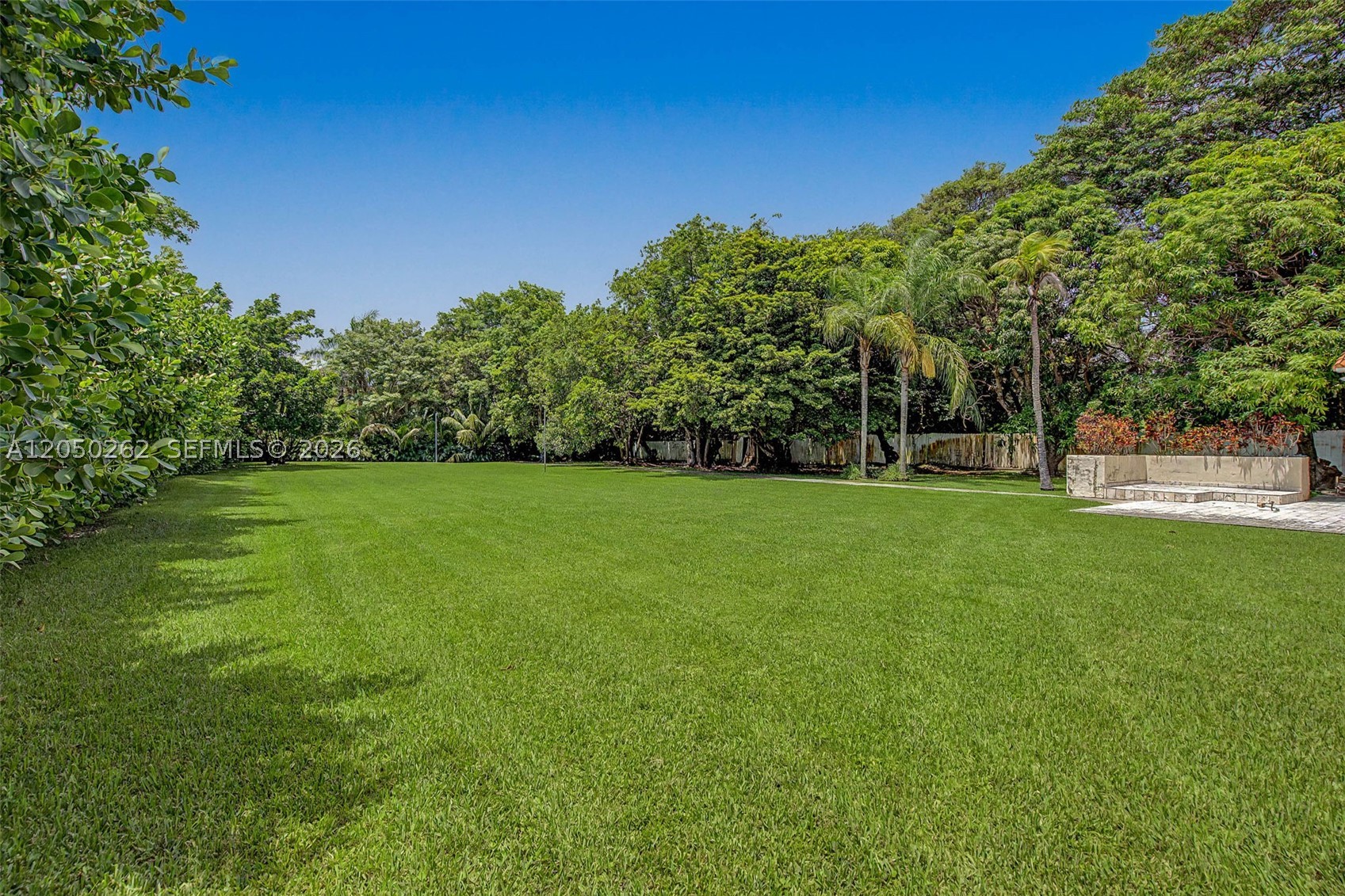 7030 SW 72nd St Miami, FL 33143