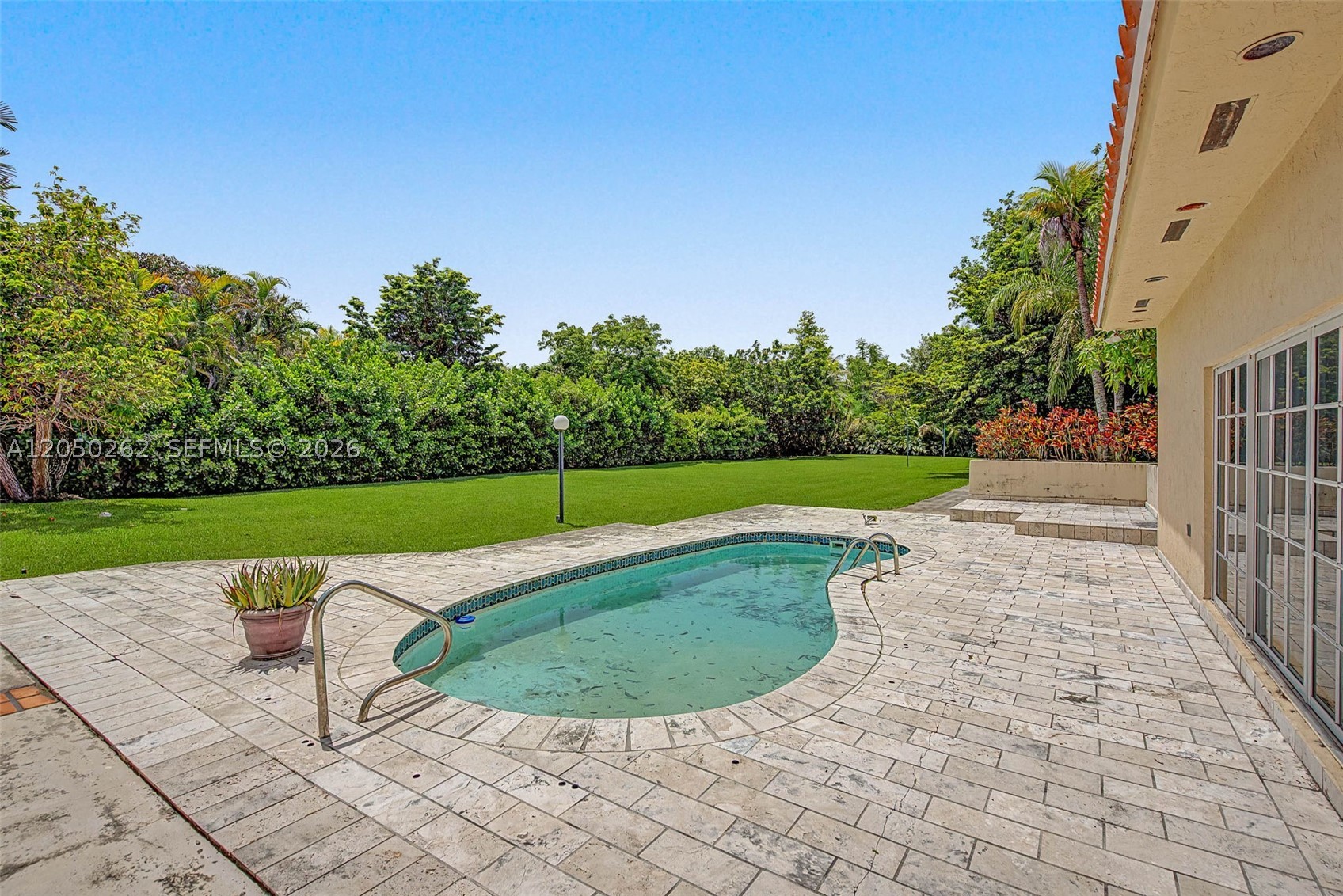 7030 SW 72nd St Miami, FL 33143