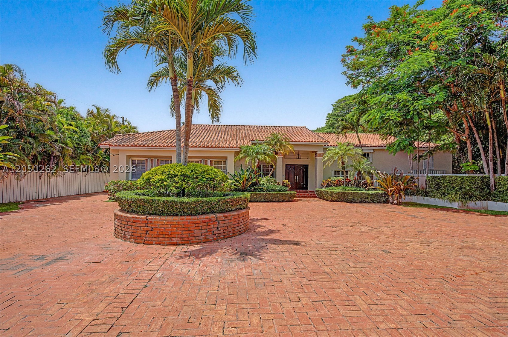 7030 SW 72nd St Miami, FL 33143