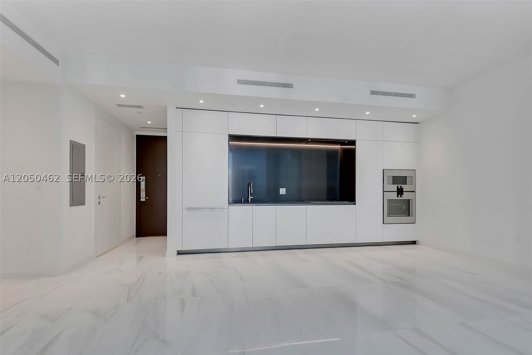 image Aston Martin Residences13