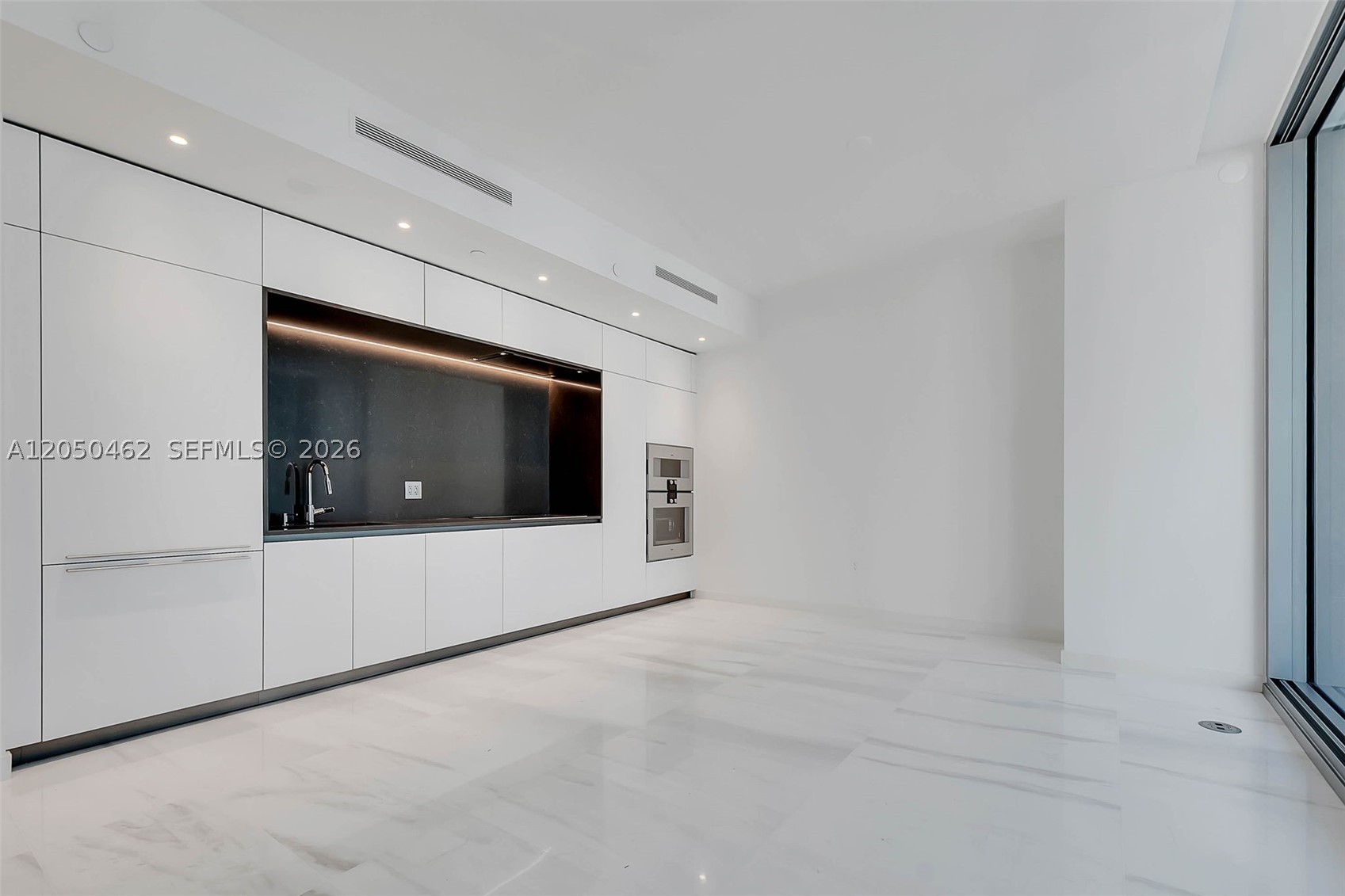 image Aston Martin Residences4