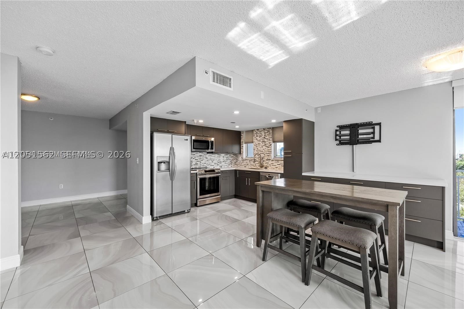 16590 NE 26th Ave #502
