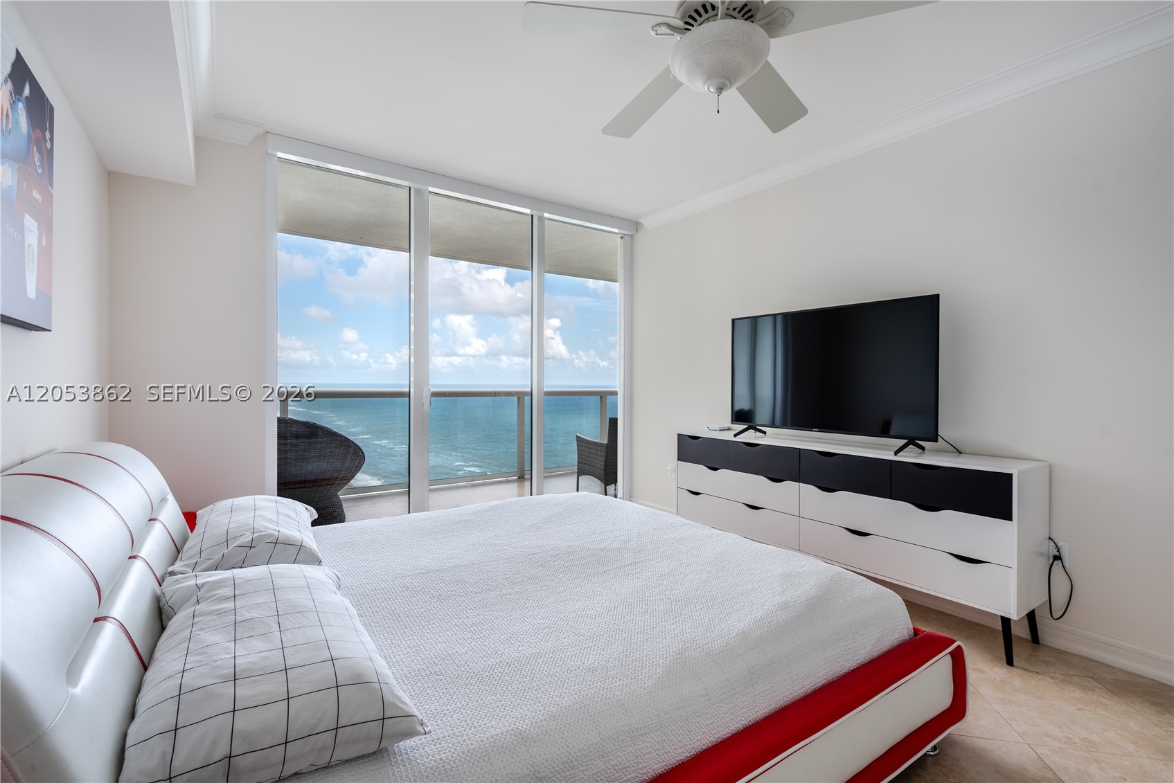 image Beach Club 229