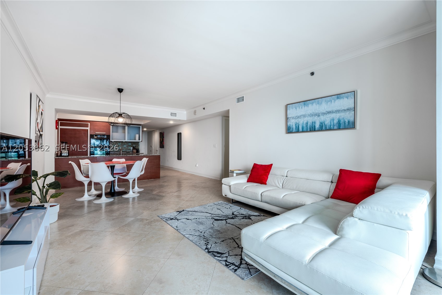 image Beach Club 25