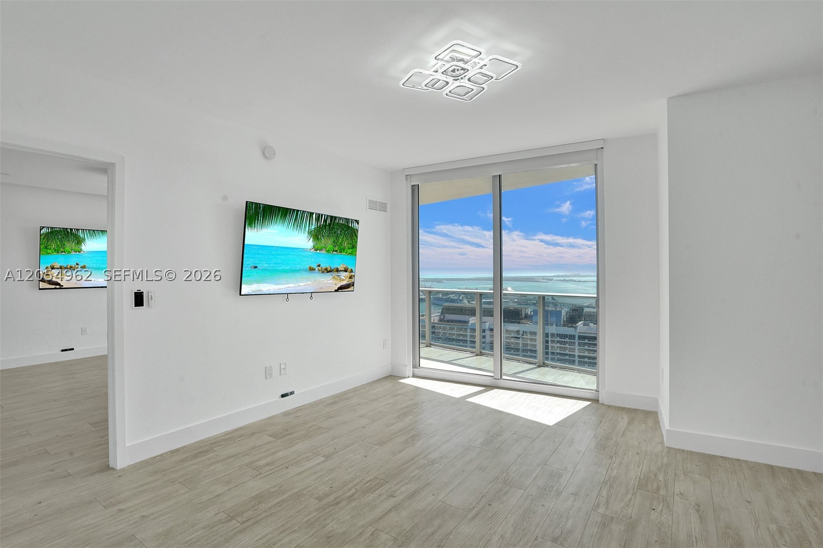 image Aria on the Bay12
