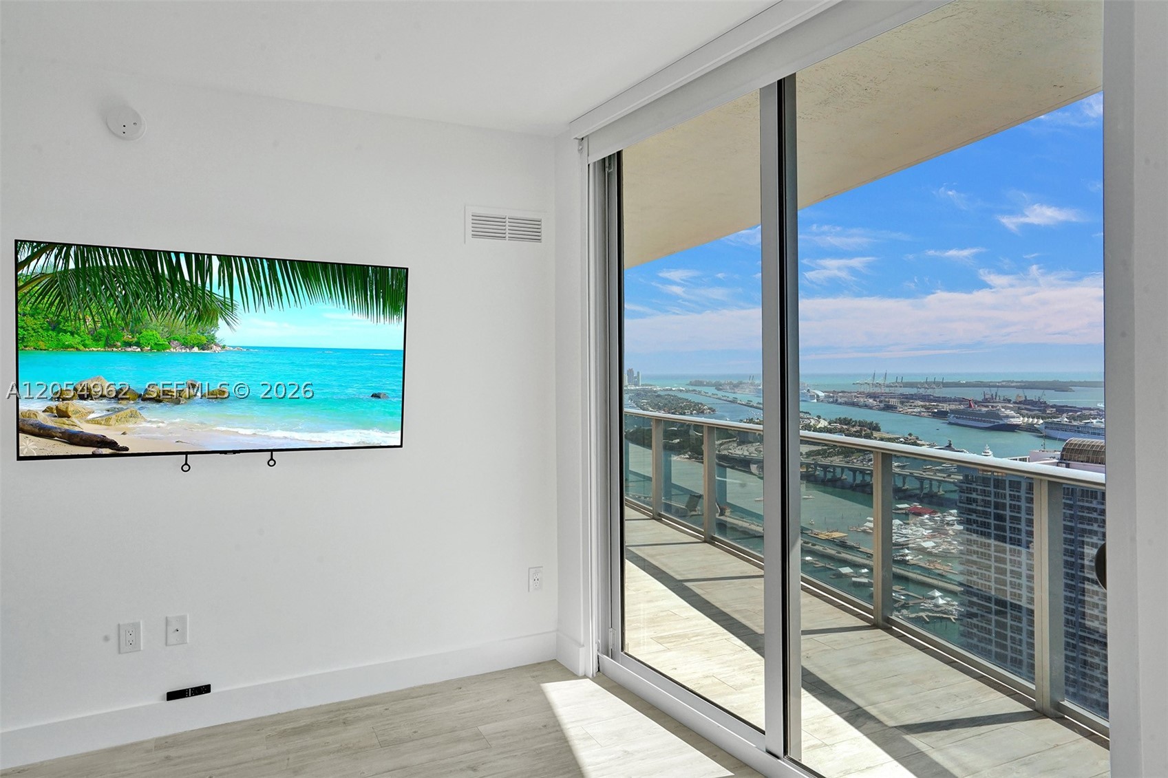 image Aria on the Bay14