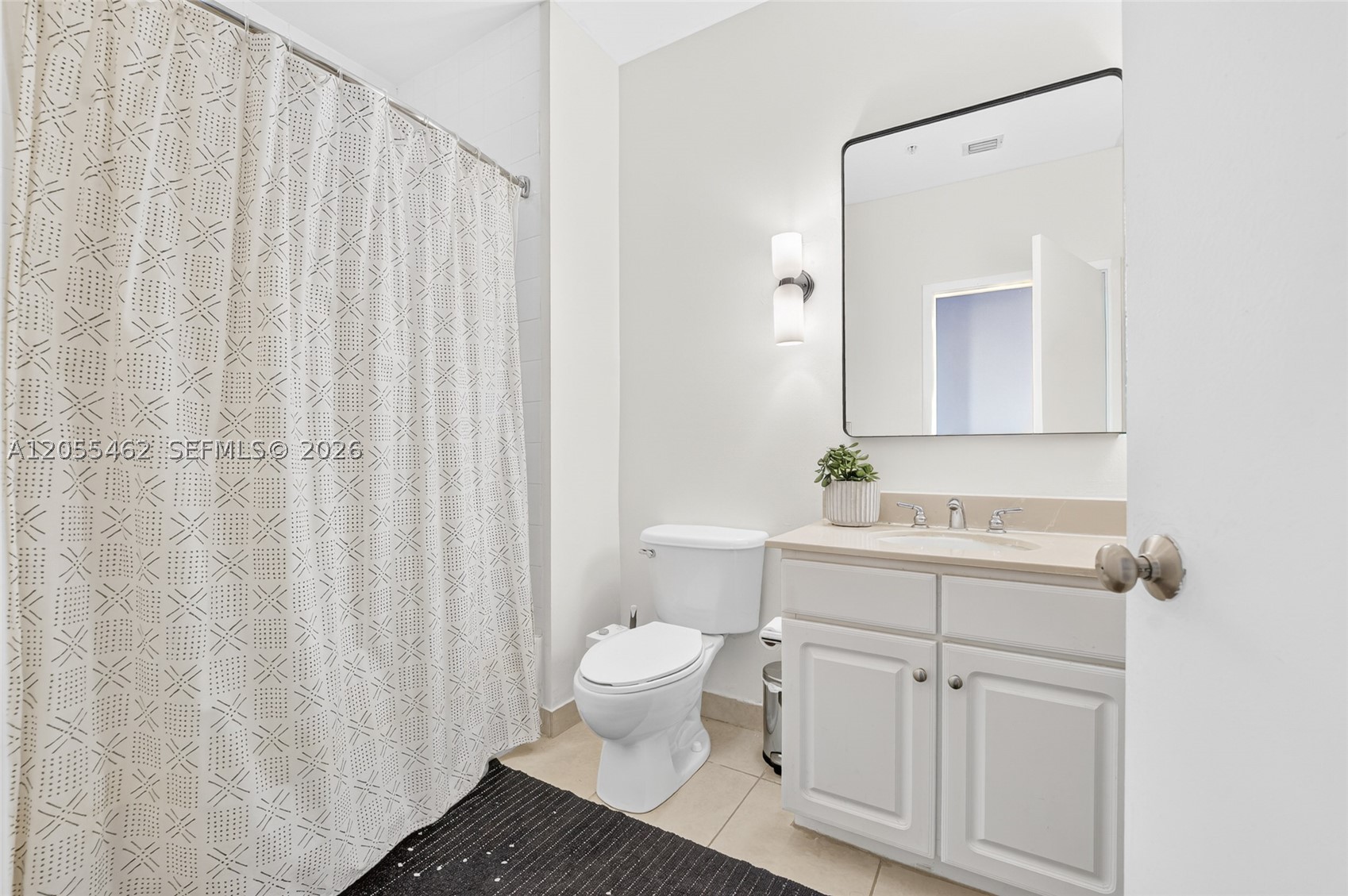 image Cite on the Bay West20