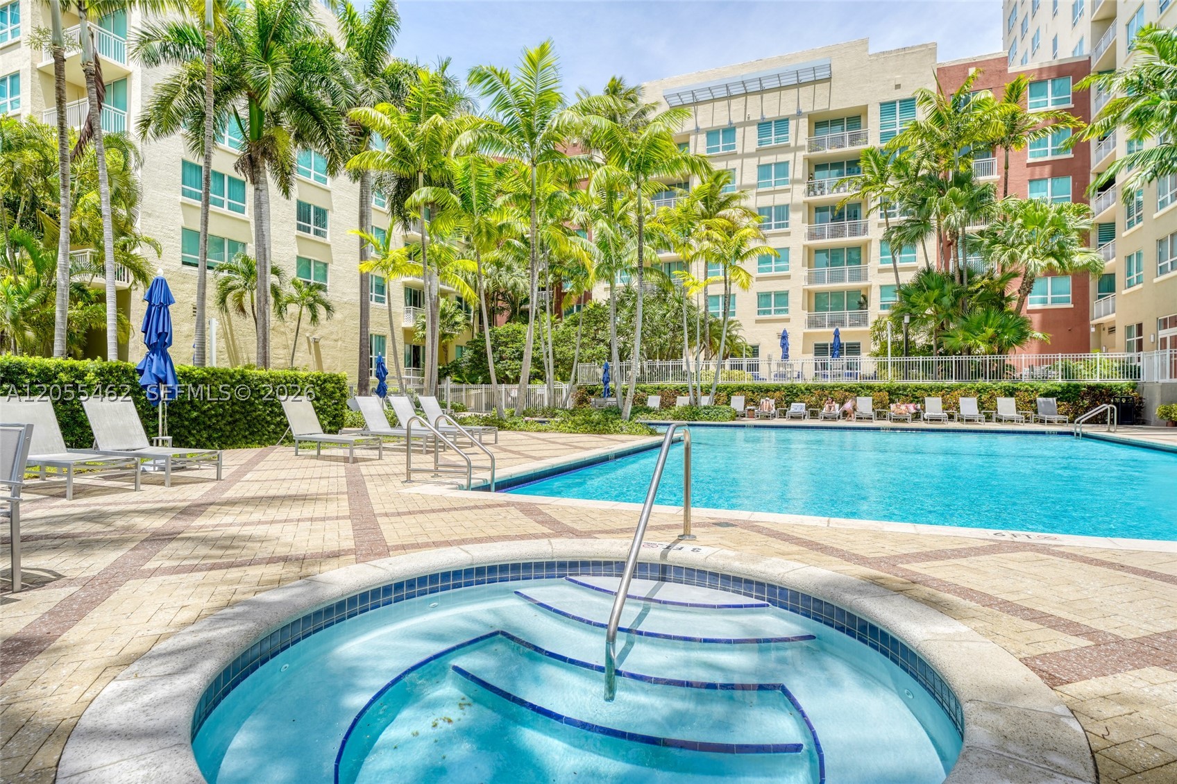 image Cite on the Bay West22