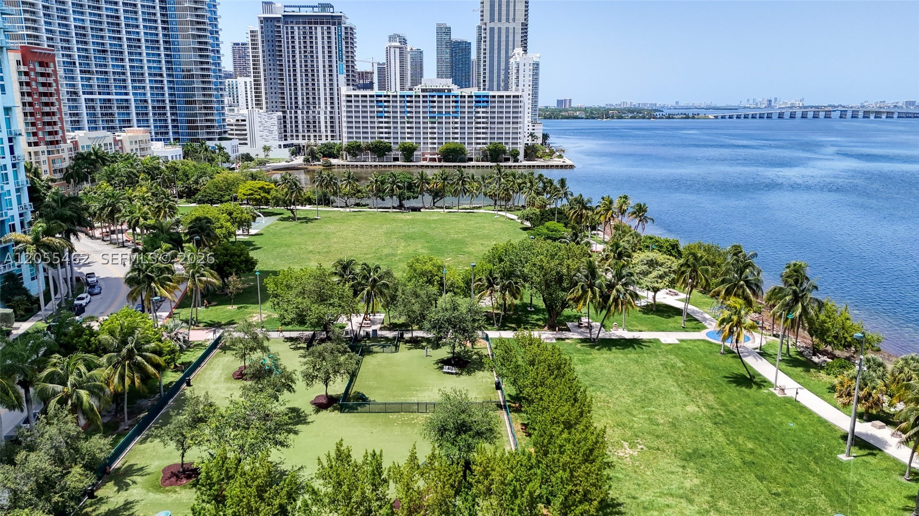 image Cite on the Bay West30