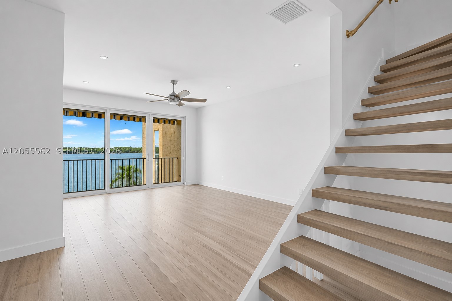 4234 N Ocean Dr Hollywood, FL 33019