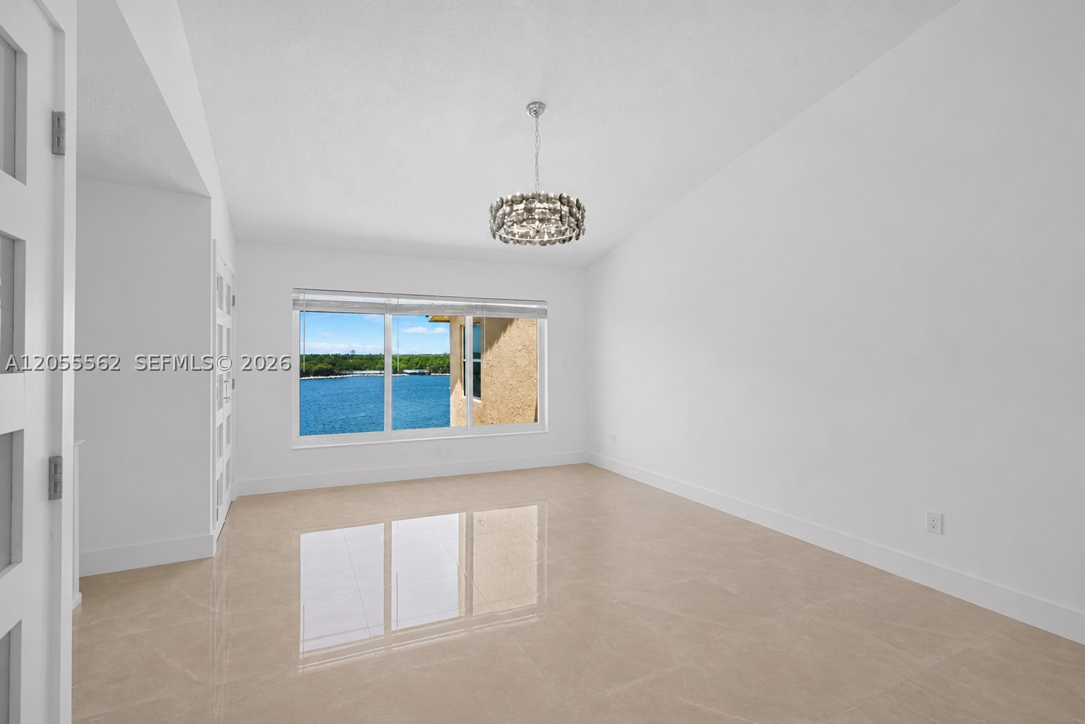 4234 N Ocean Dr Hollywood, FL 33019
