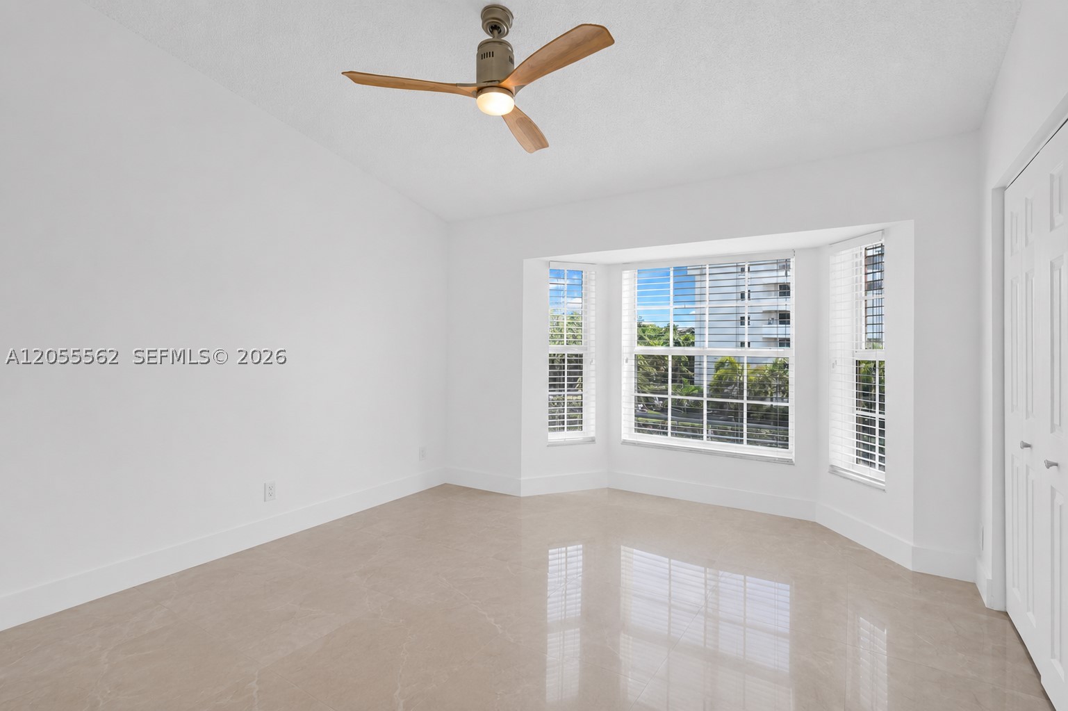 4234 N Ocean Dr Hollywood, FL 33019