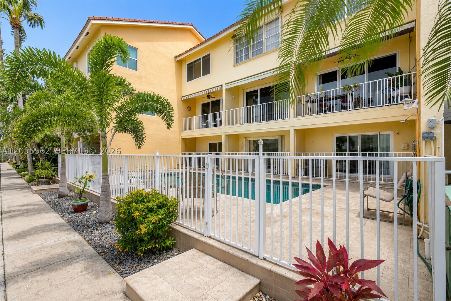 4234 N Ocean Dr Hollywood, FL 33019