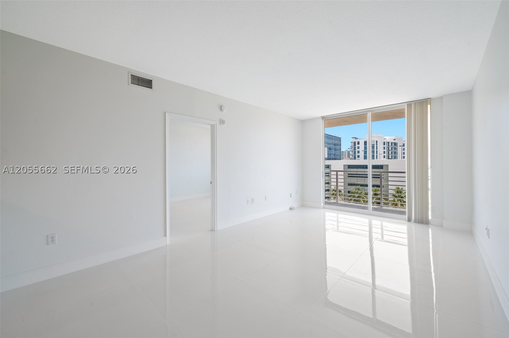 image The Venture at Aventura7