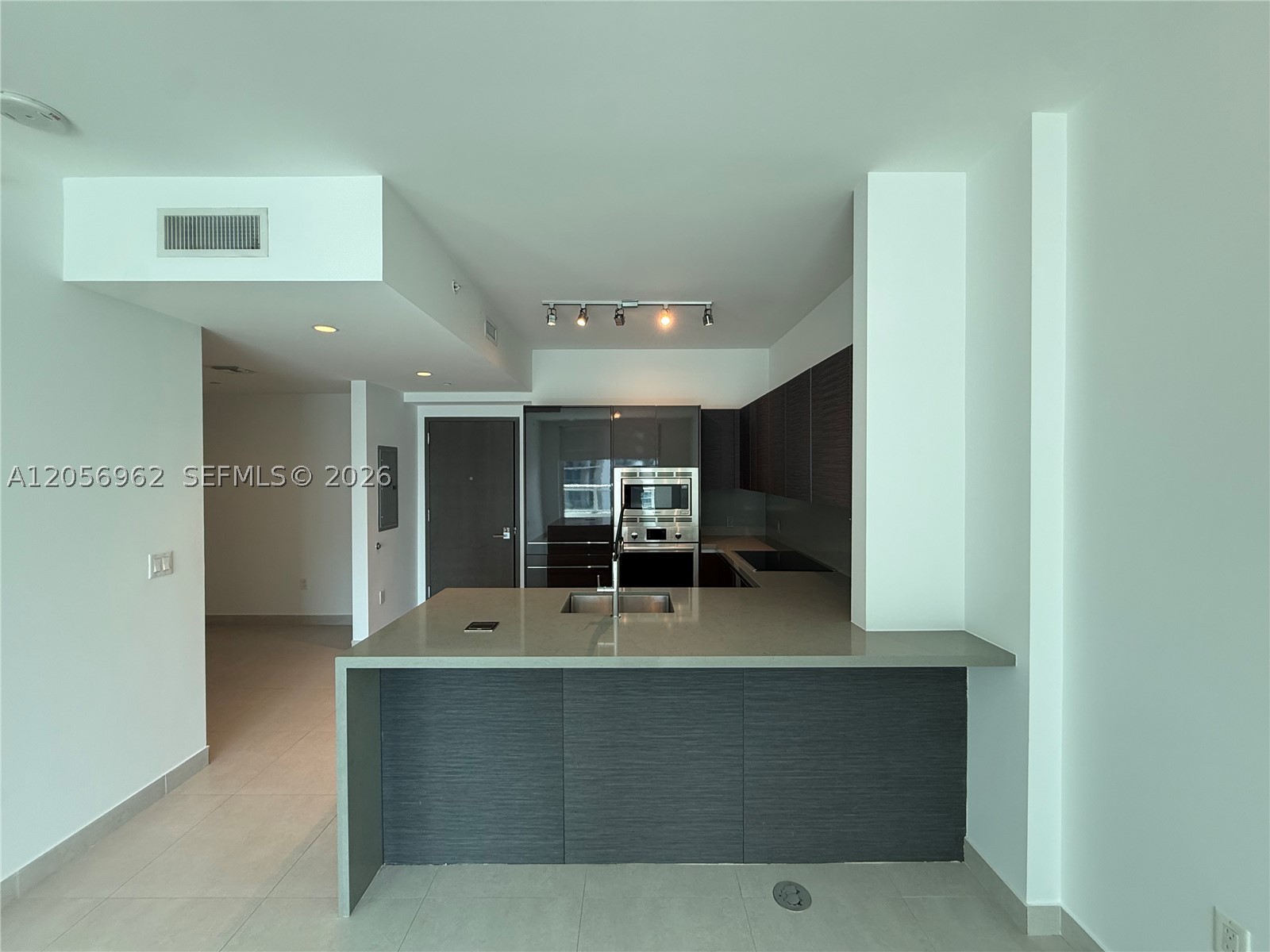 image The Bond on Brickell1
